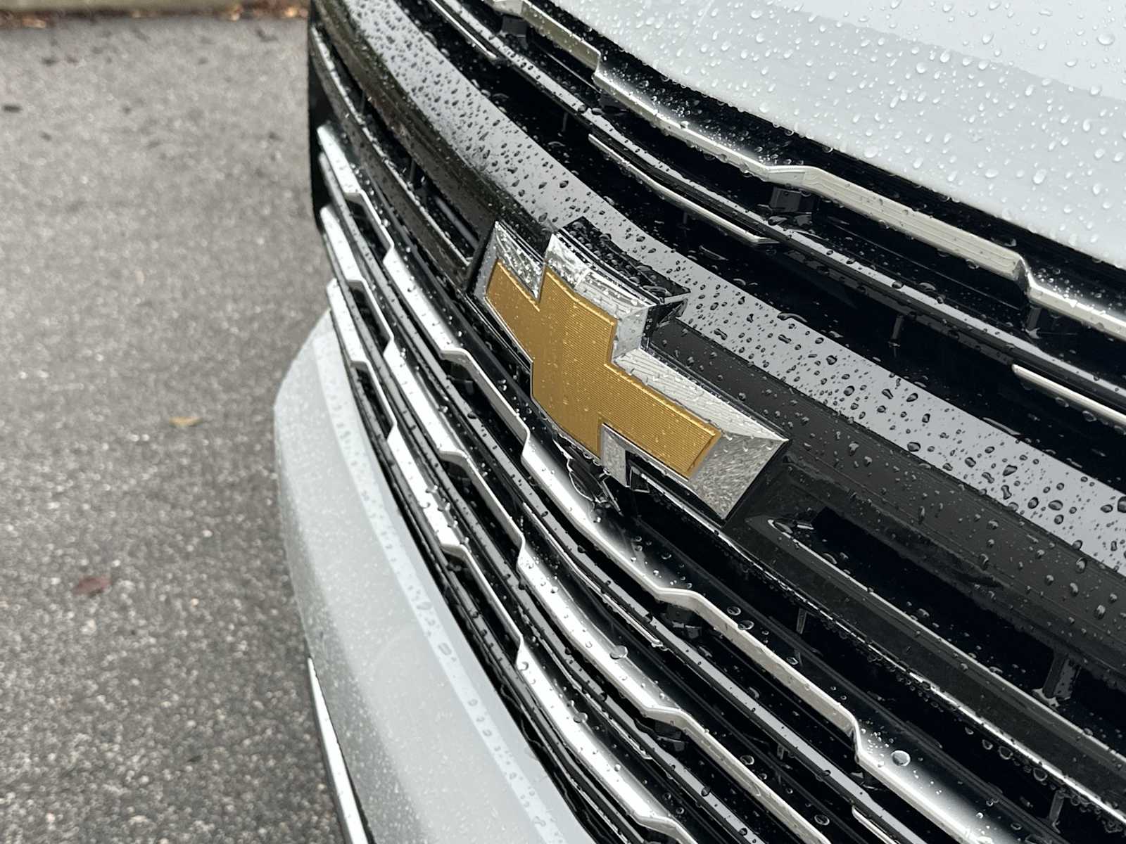 Thumbnail: 2026 Chevrolet Suburban - 10