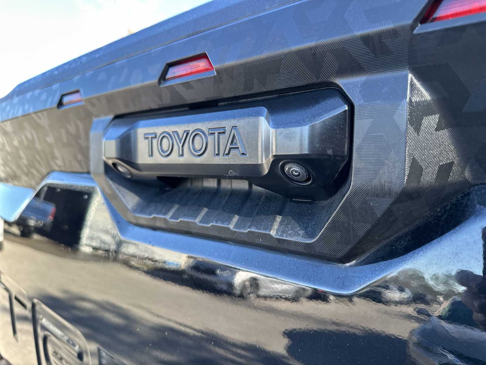 Thumbnail: 2024 Toyota Tundra - 10