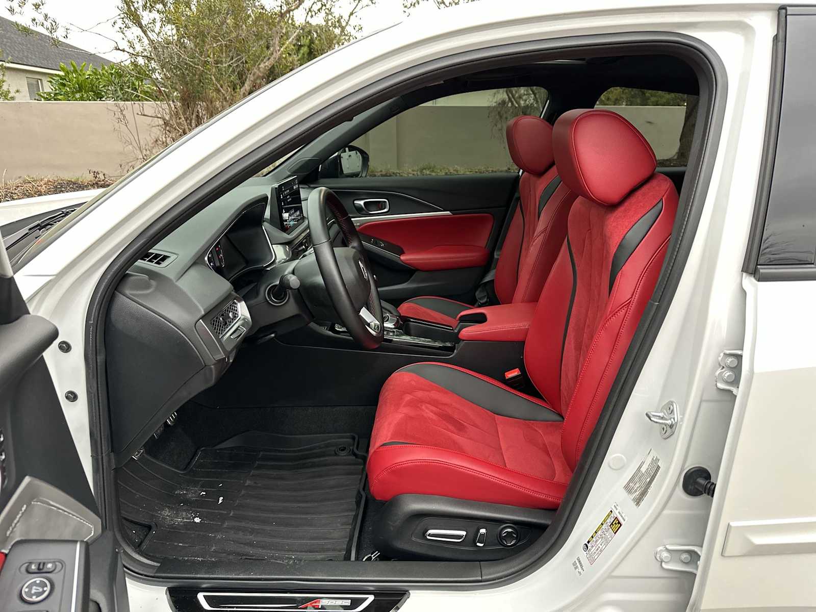 Thumbnail: 2023 Acura Integra - 3