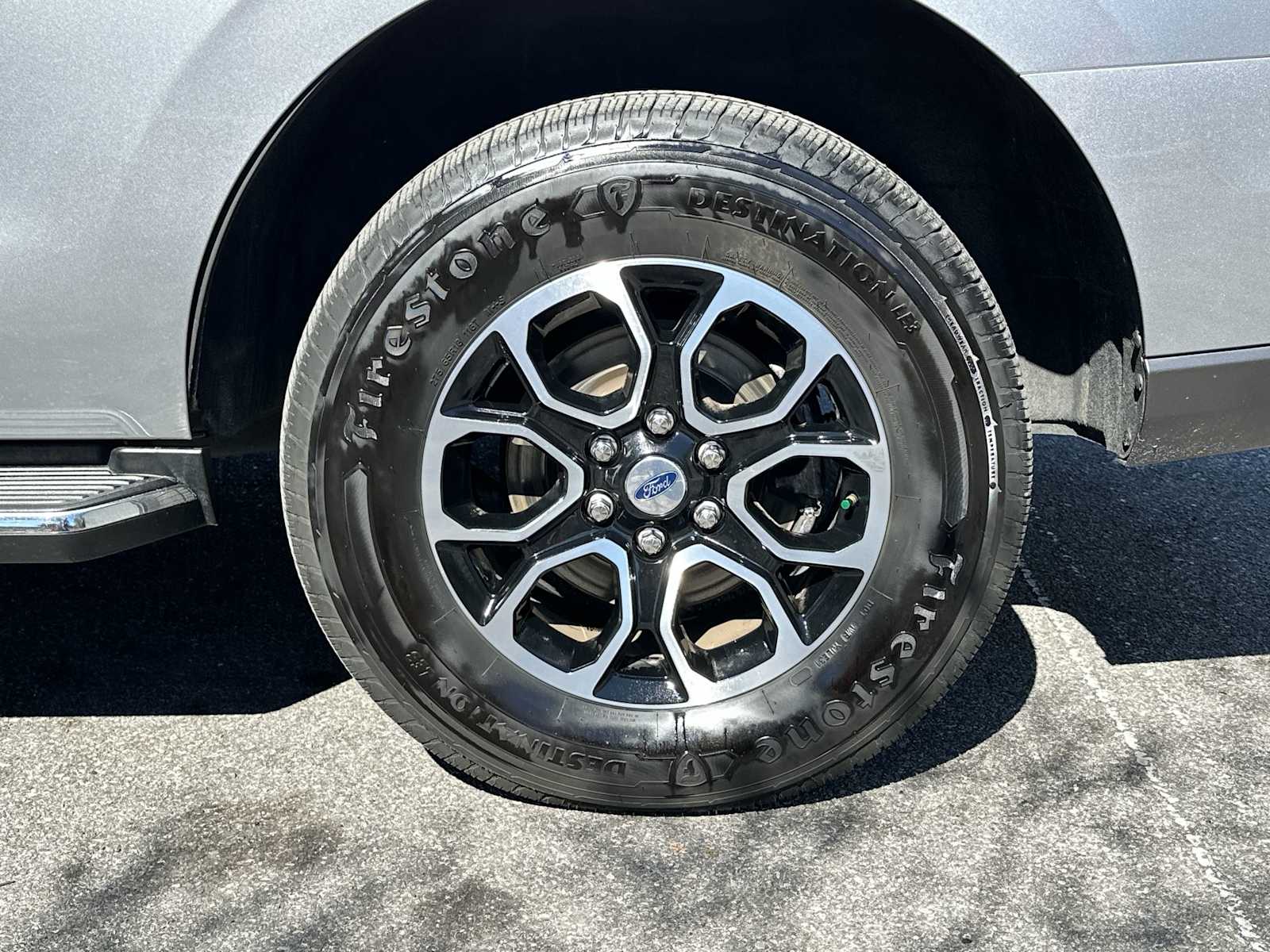 Thumbnail: 2022 Ford Expedition - 12