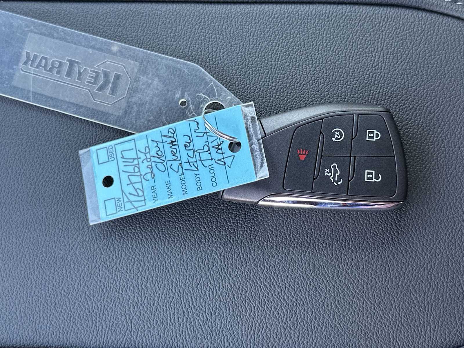 Thumbnail: 2026 Chevrolet Silverado 1500 - 26