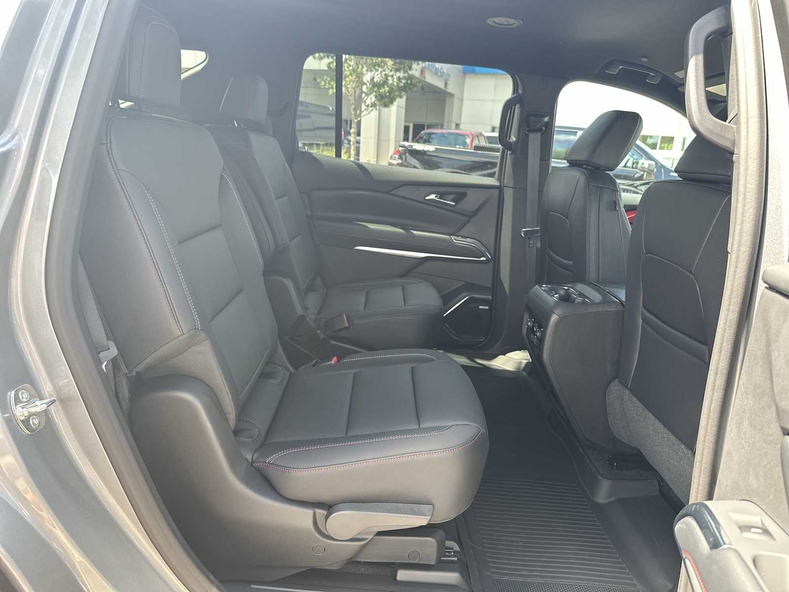 Thumbnail: 2026 Chevrolet Traverse - 18