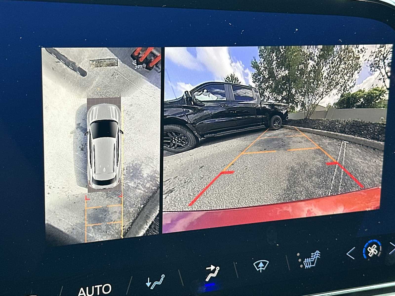 Thumbnail: 2025 Chevrolet Equinox - 22