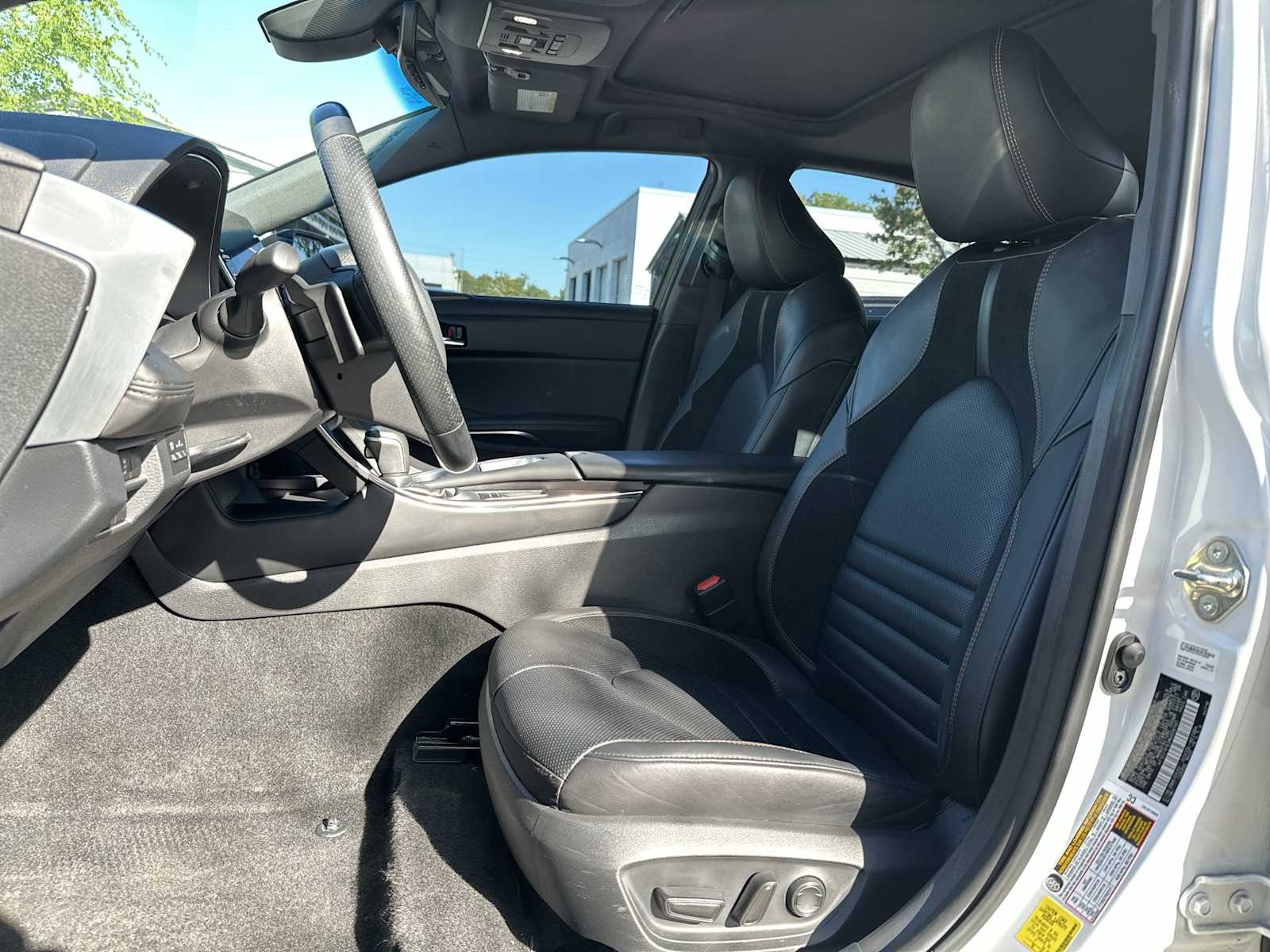 Thumbnail: 2021 Toyota Avalon - 15
