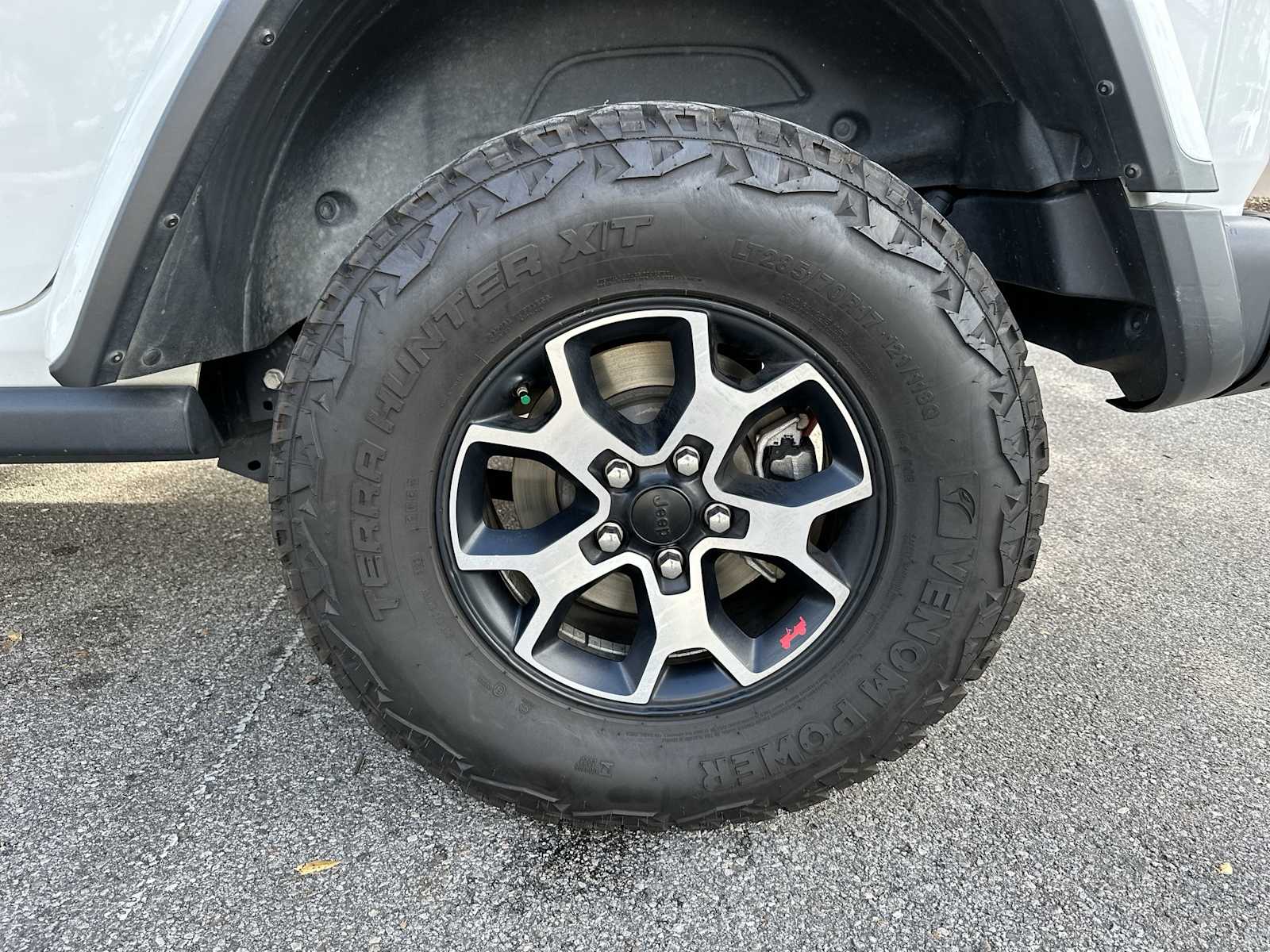 Thumbnail: 2021 Jeep Wrangler - 12