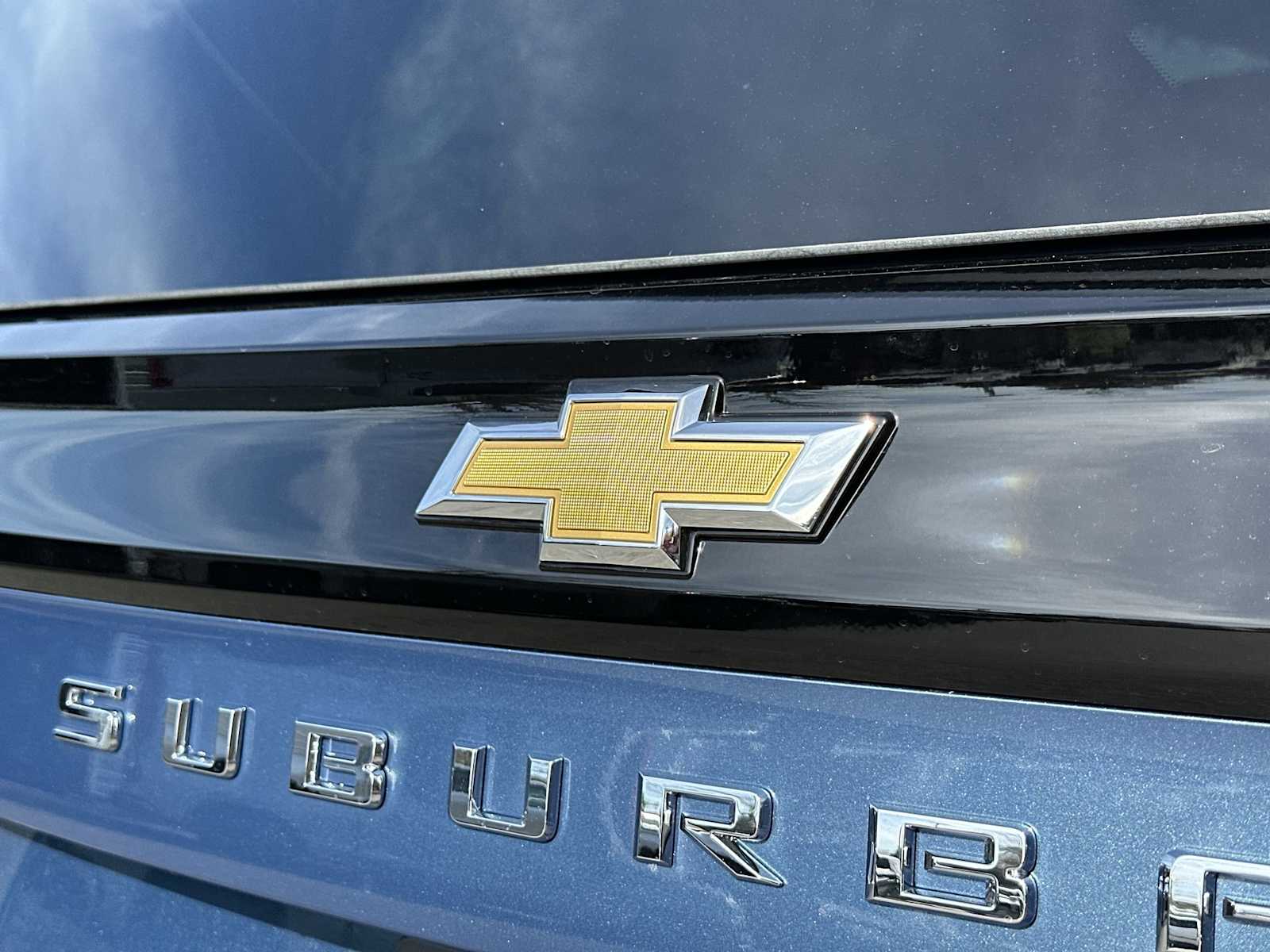 Thumbnail: 2026 Chevrolet Suburban - 10