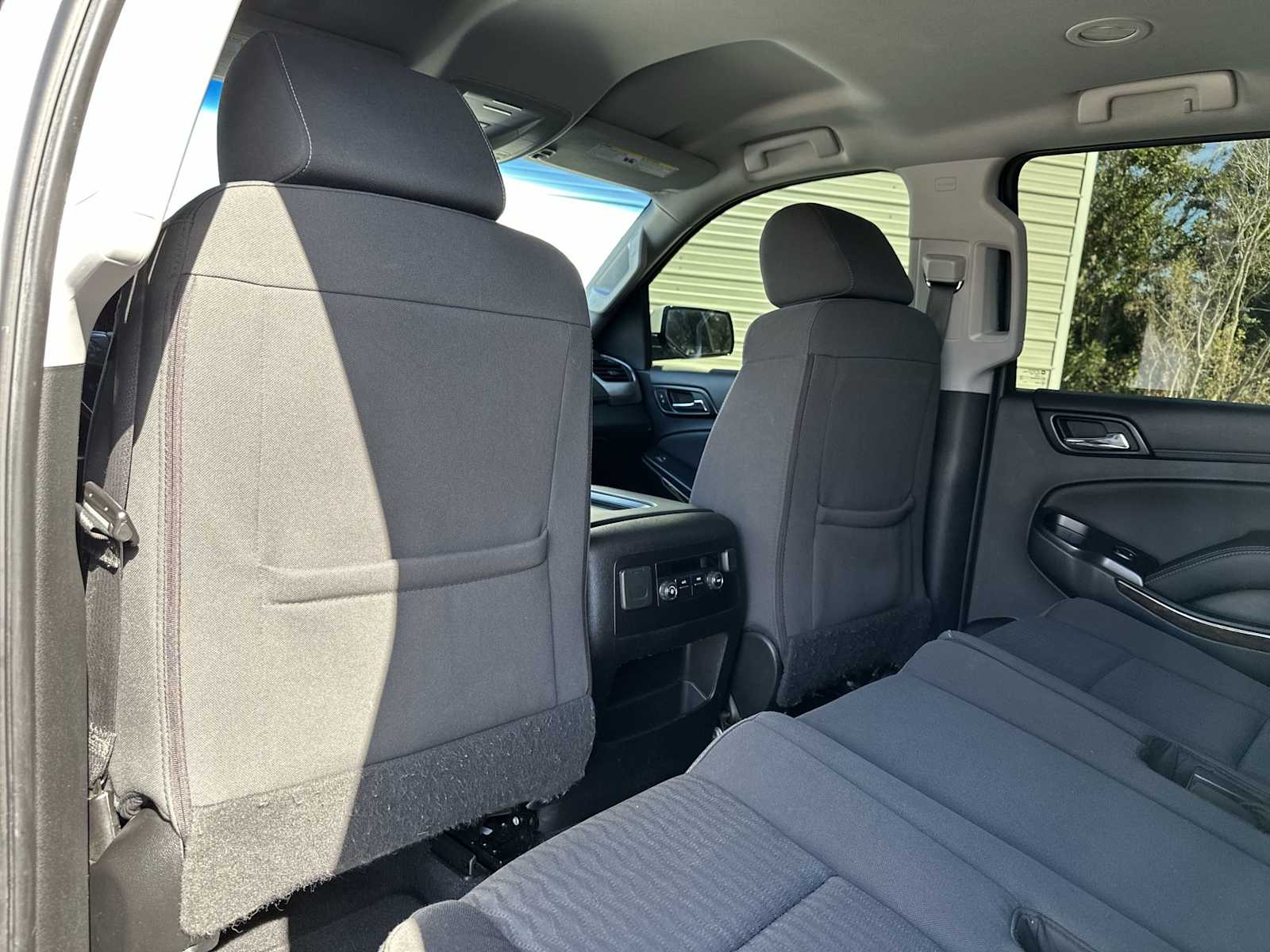 Thumbnail: 2020 Chevrolet Tahoe - 16