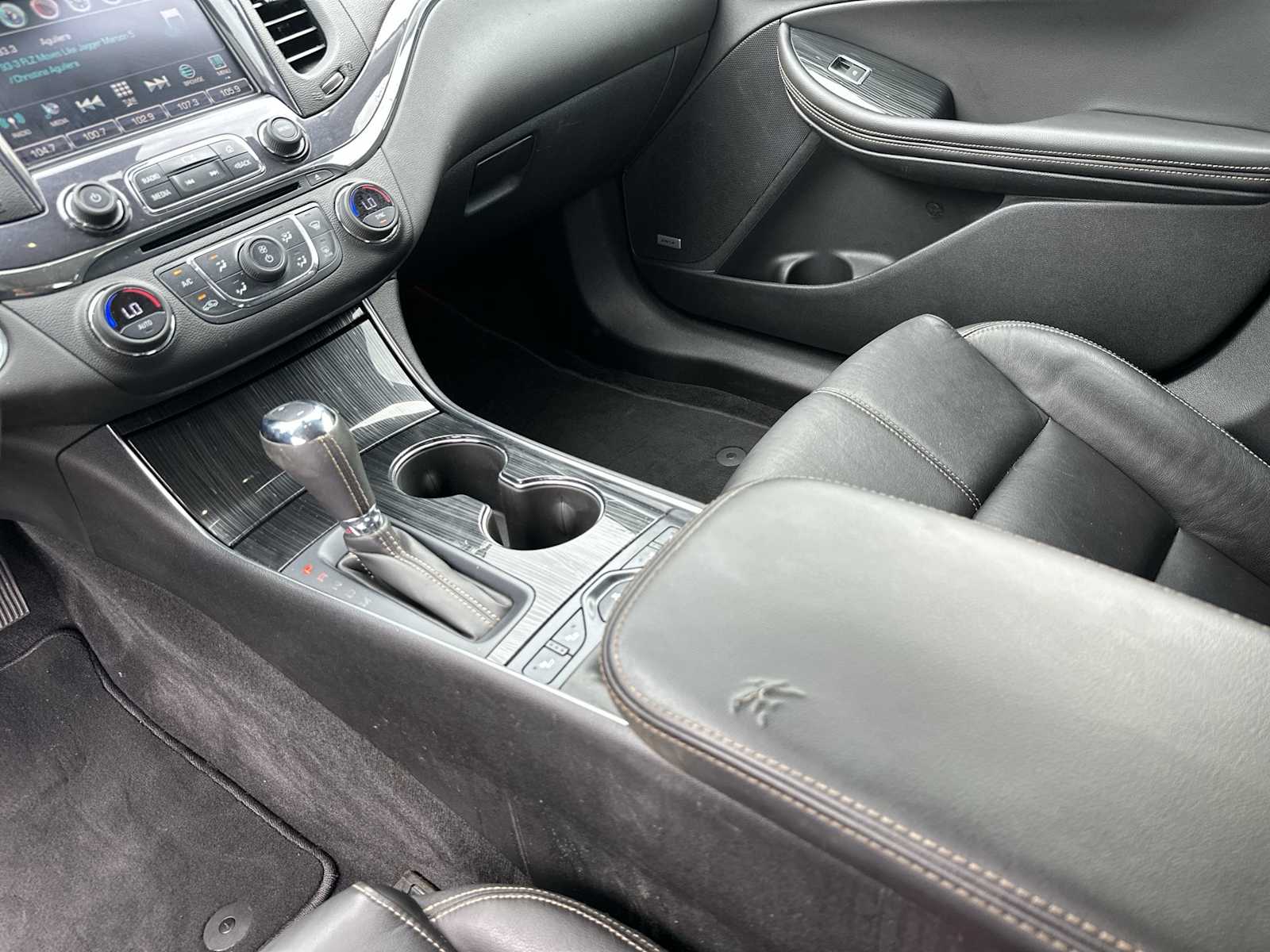 Thumbnail: 2016 Chevrolet Impala - 22