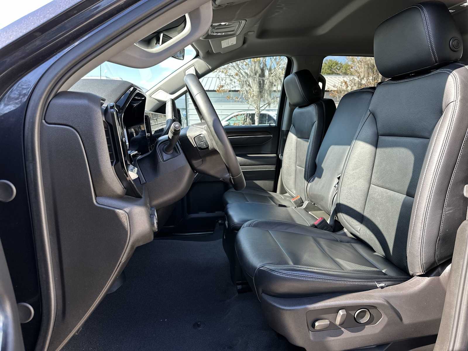 Thumbnail: 2024 Chevrolet Silverado 1500 - 15