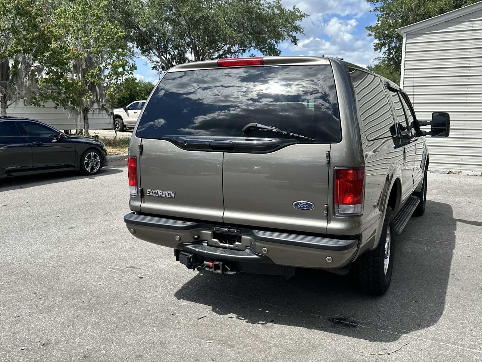 Thumbnail: 2005 Ford Excursion - 6