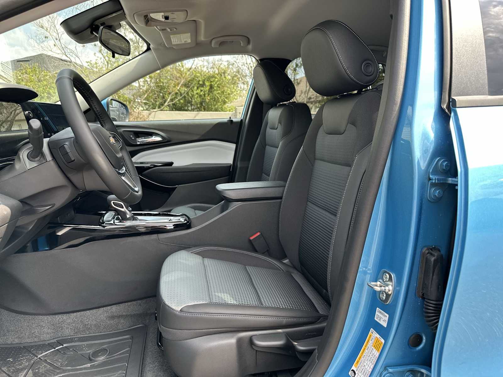 Thumbnail: 2026 Chevrolet Trax - 2