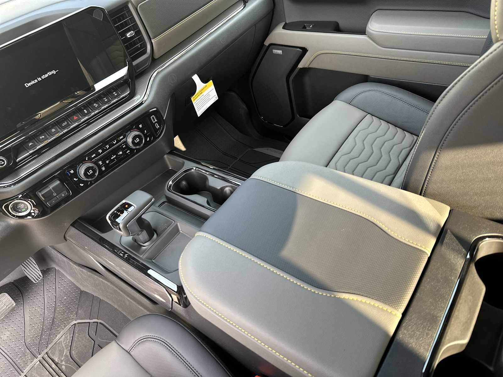 Thumbnail: 2026 Chevrolet Silverado 1500 - 21