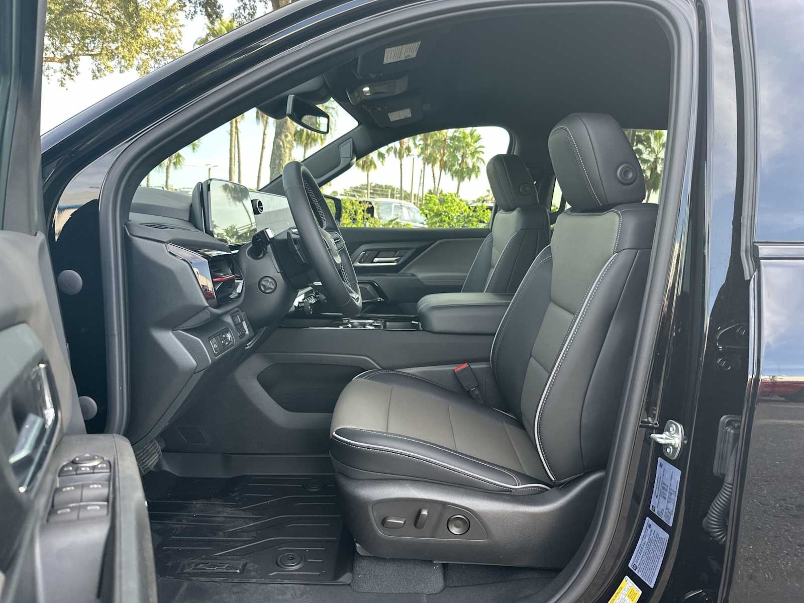Thumbnail: 2026 Chevrolet Silverado EV - 2