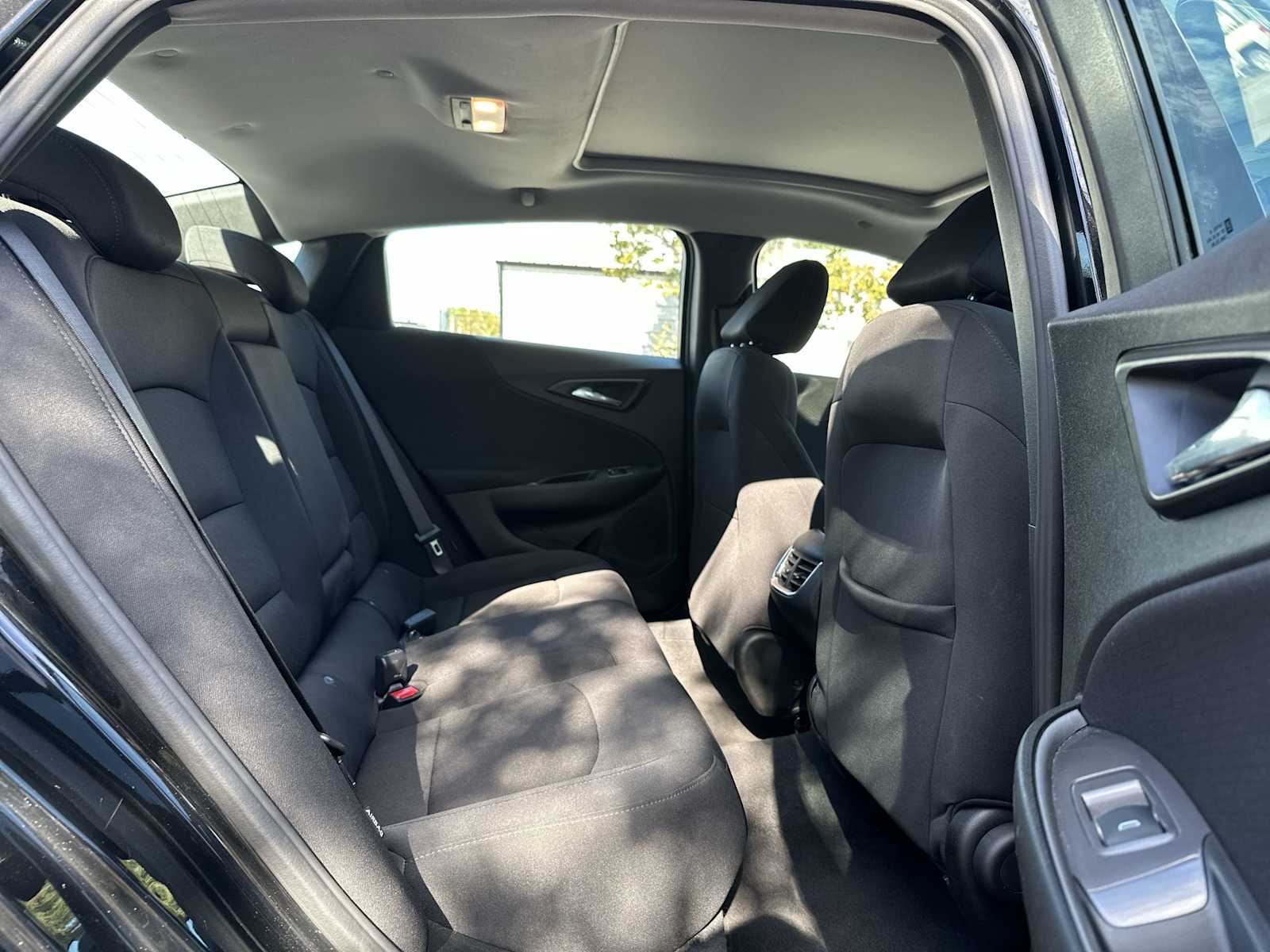 Thumbnail: 2023 Chevrolet Malibu - 19