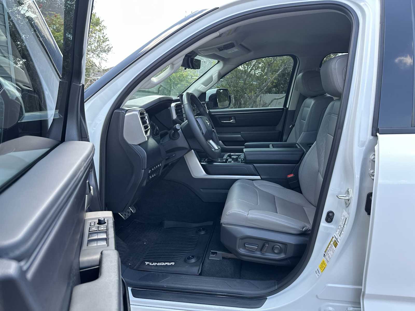 Thumbnail: 2023 Toyota Tundra - 2