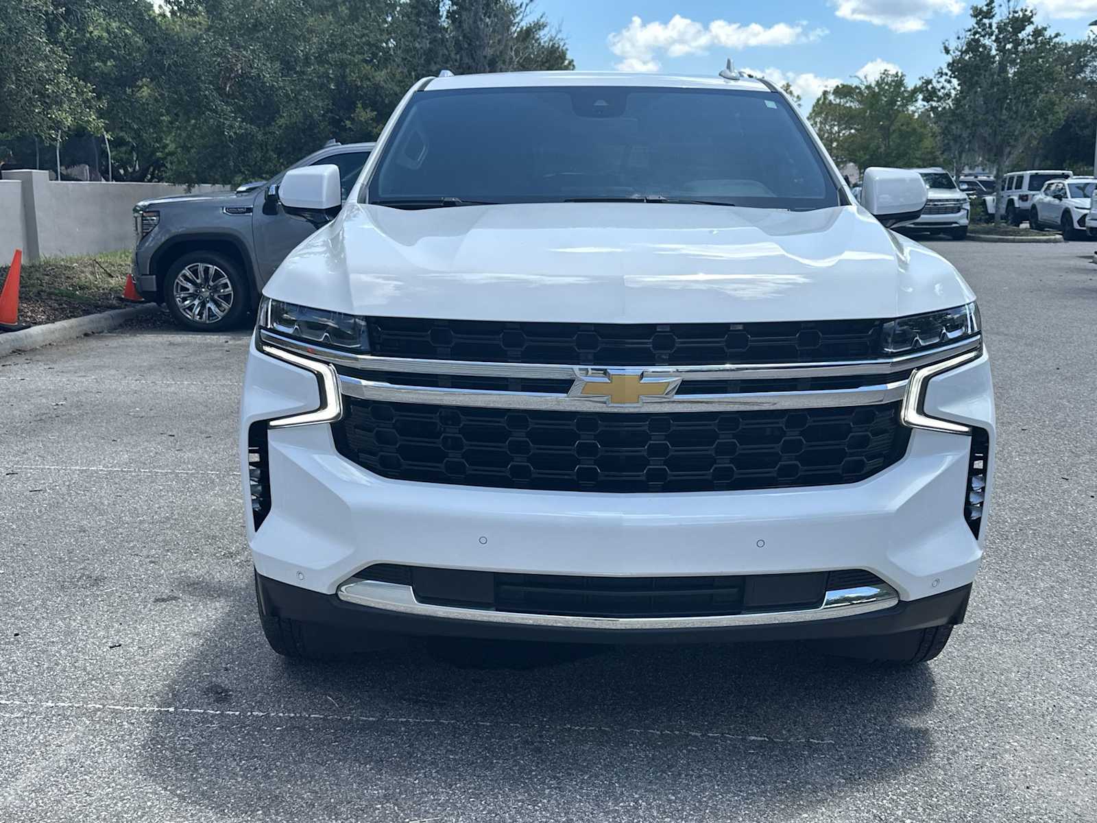 Thumbnail: 2024 Chevrolet Suburban - 9