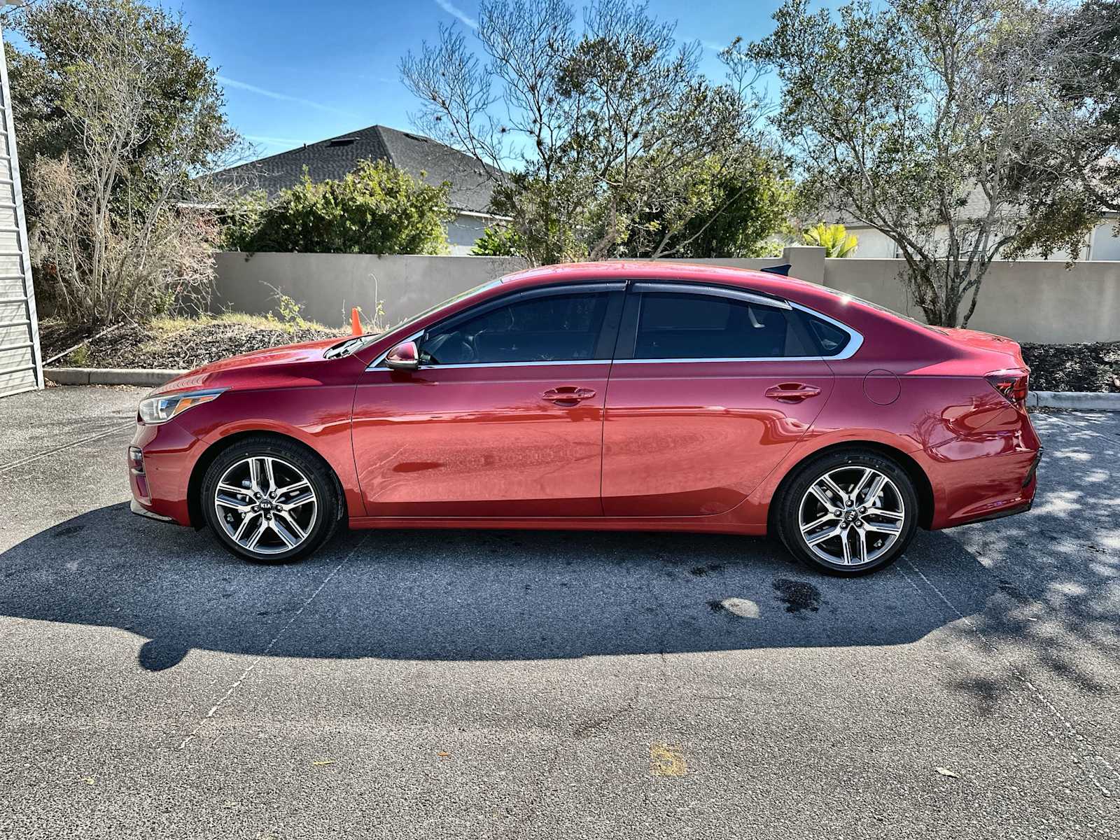 Thumbnail: 2020 Kia Forte - 3