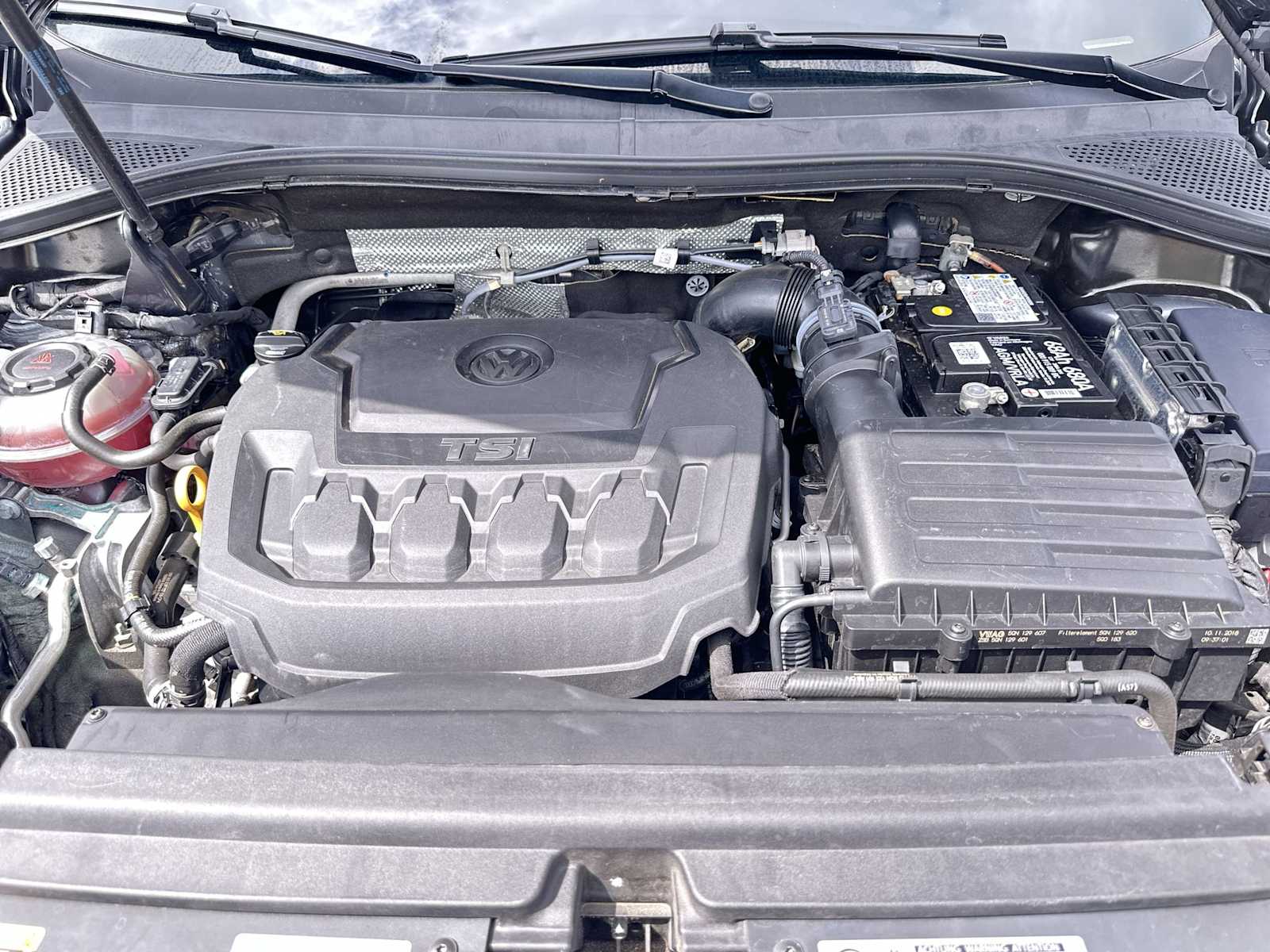 Thumbnail: 2019 Volkswagen Tiguan - 13