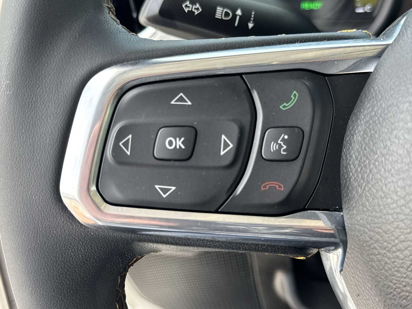 2024 Jeep Wrangler Sahara 27