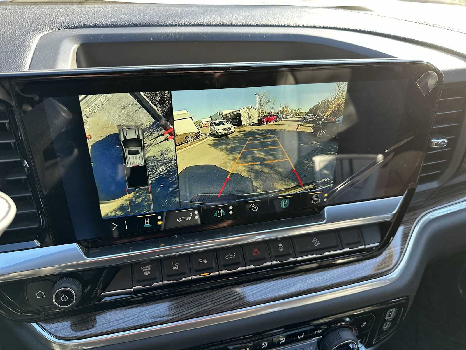 Thumbnail: 2026 Chevrolet Silverado 2500 - 22