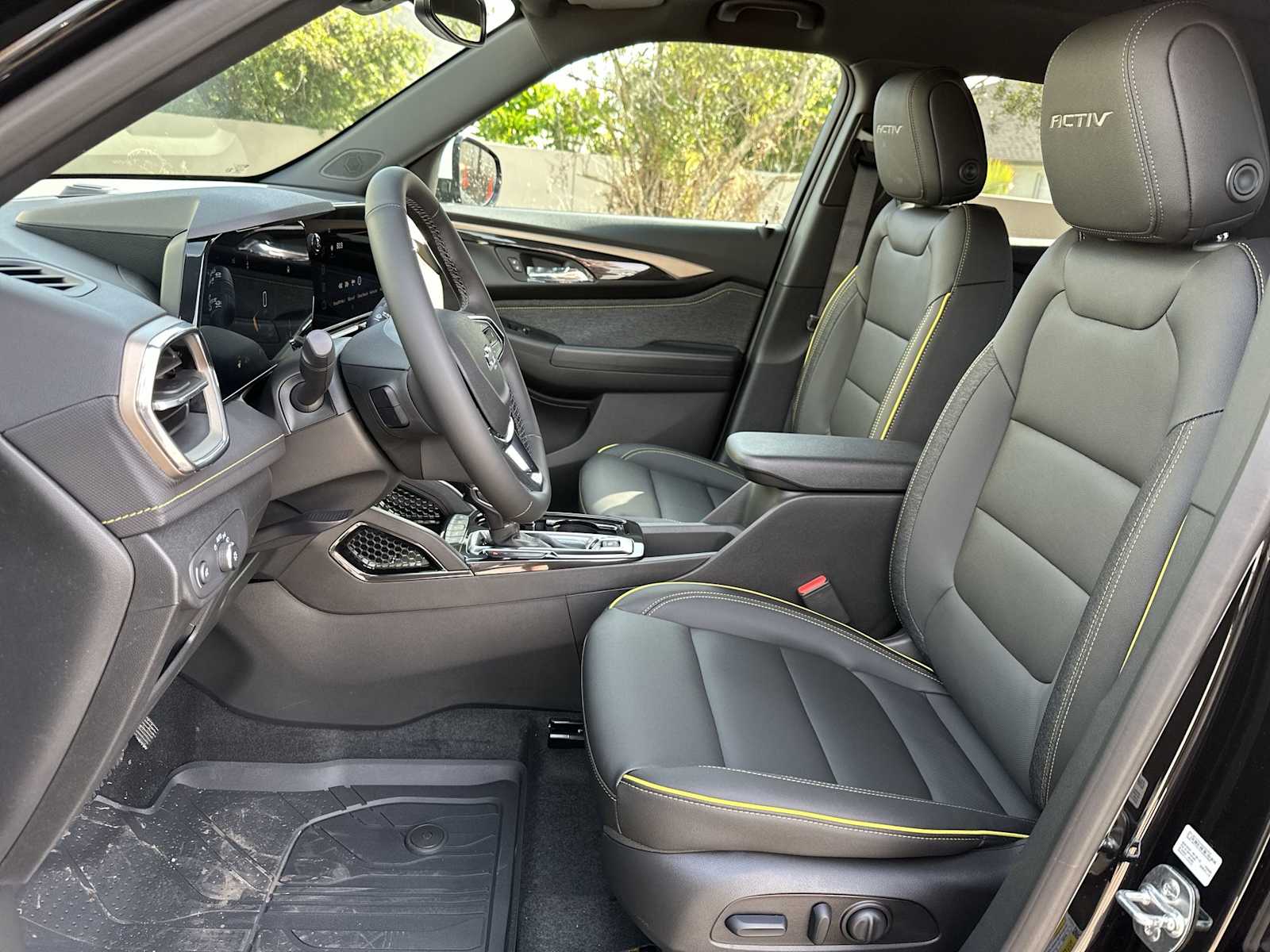 Thumbnail: 2026 Chevrolet TrailBlazer - 15