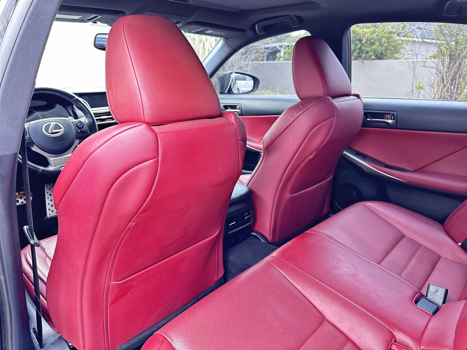 Thumbnail: 2016 Lexus IS - 16