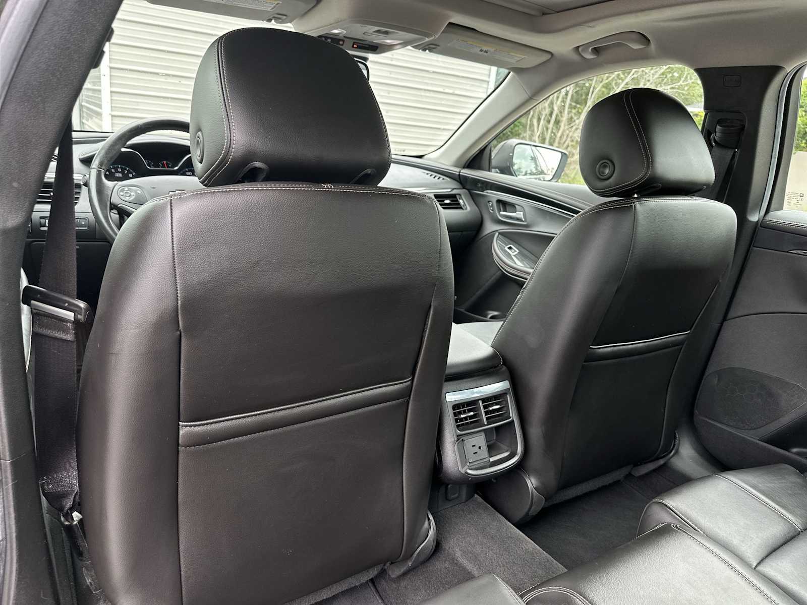 Thumbnail: 2016 Chevrolet Impala - 16