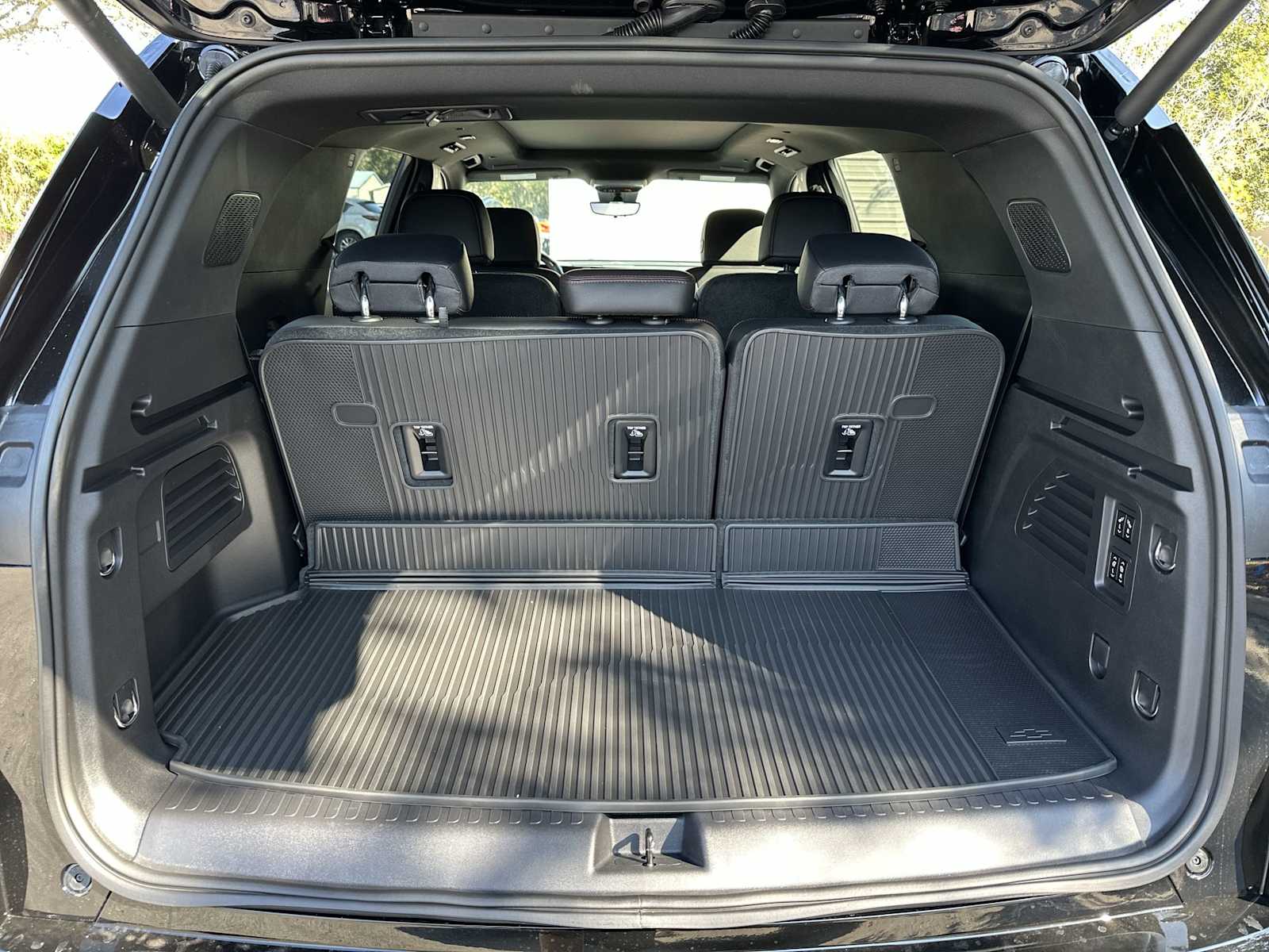 Thumbnail: 2026 Chevrolet Traverse - 26