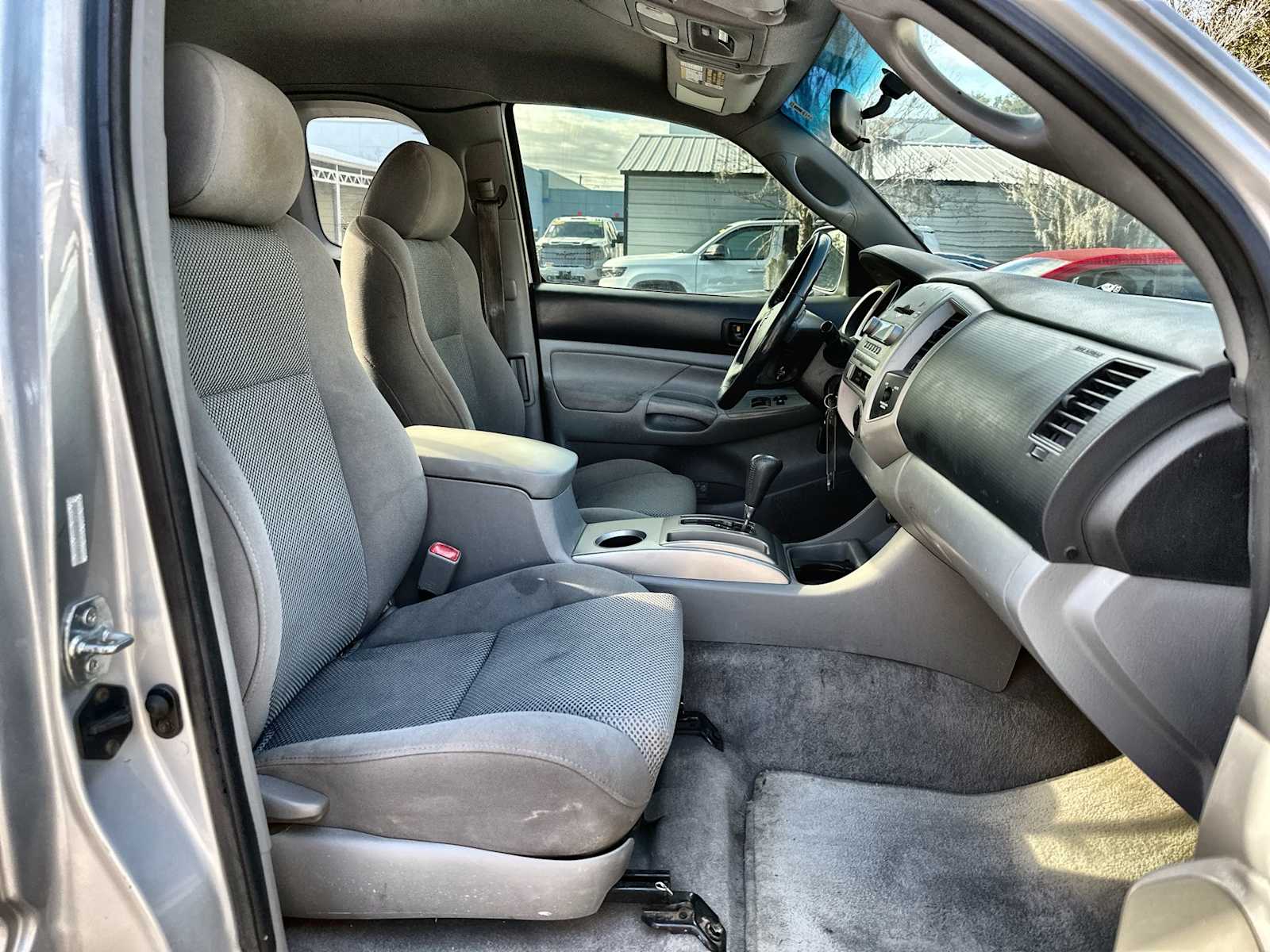 Thumbnail: 2006 Toyota Tacoma - 19