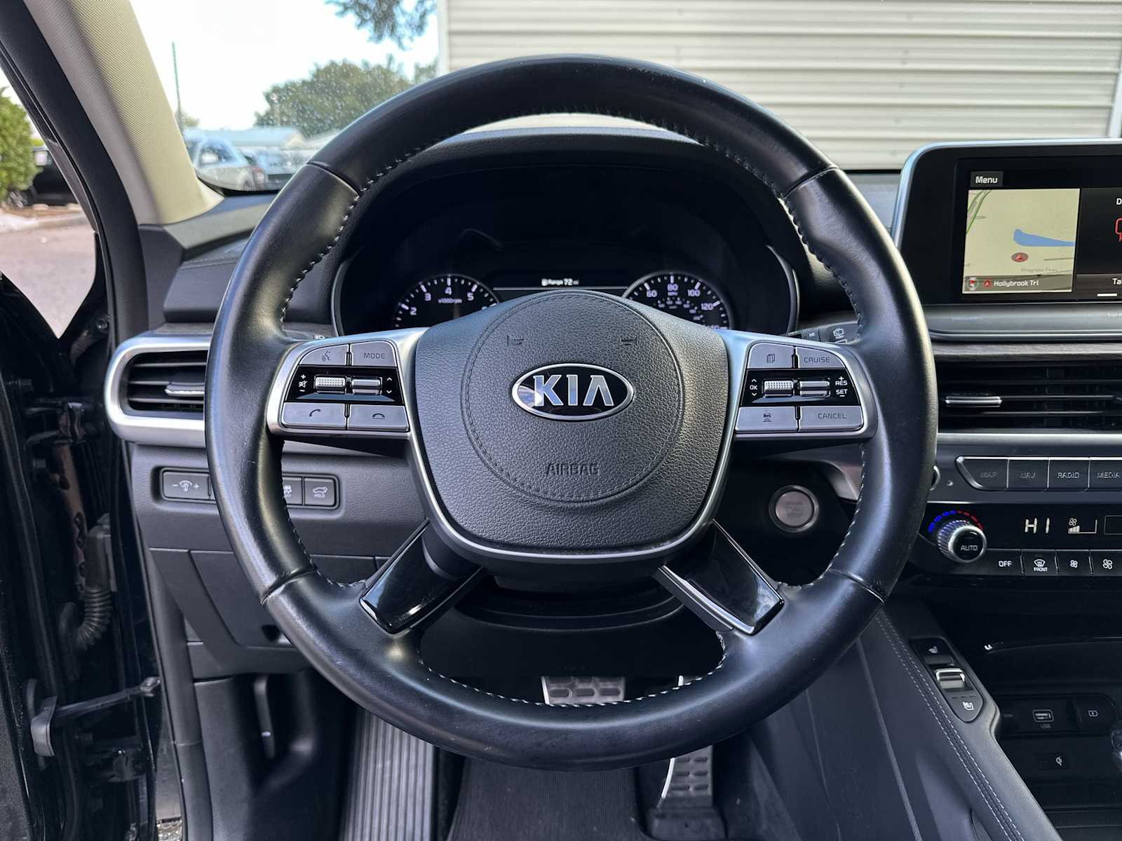 Thumbnail: 2020 Kia Telluride - 21