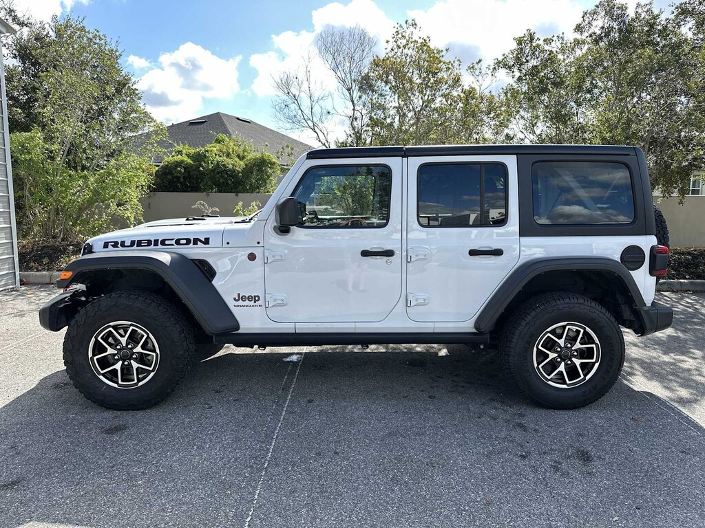 Used 2024 Jeep Wrangler Rubicon SUV