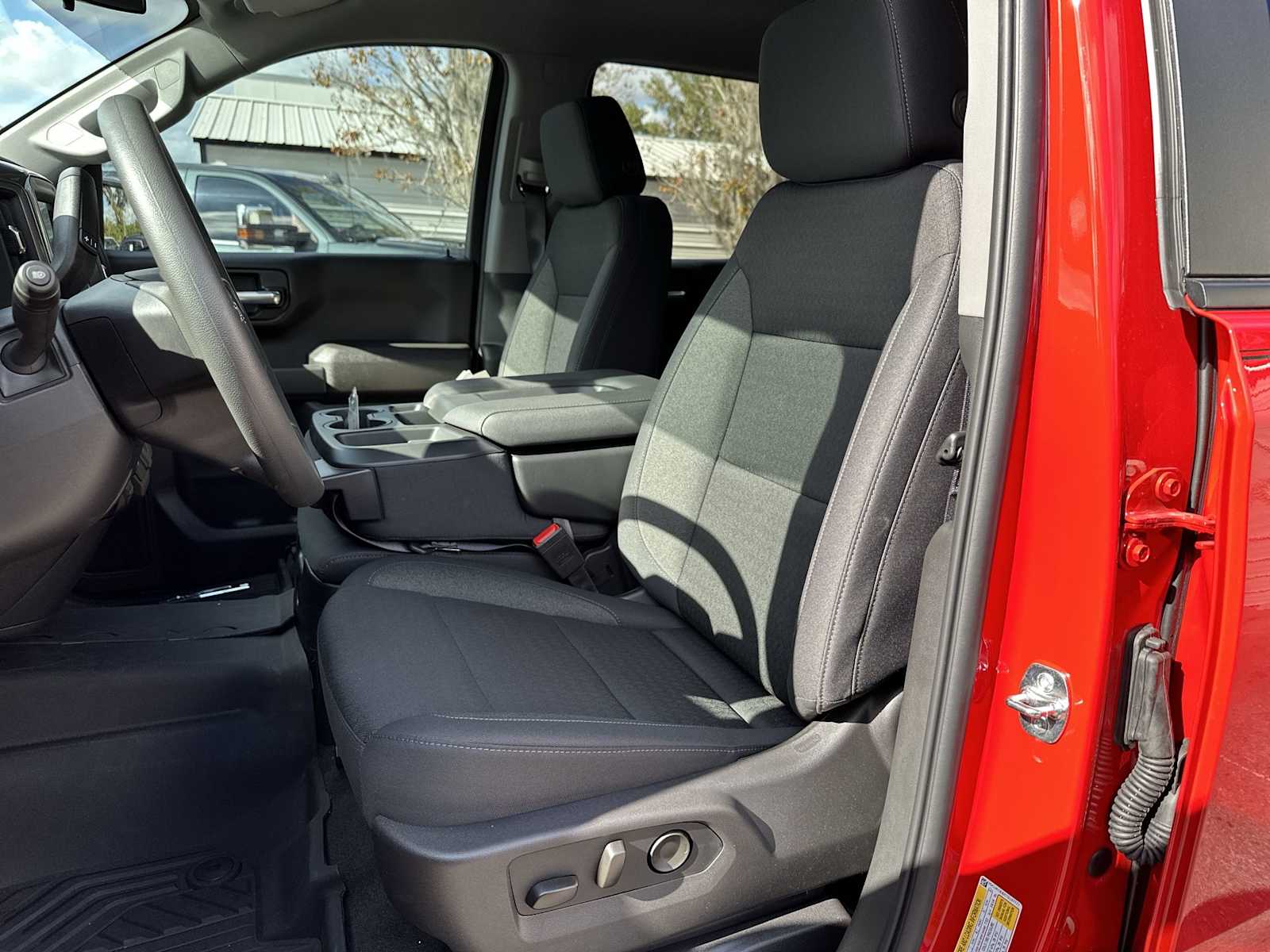 Thumbnail: 2026 Chevrolet Silverado 1500 - 15