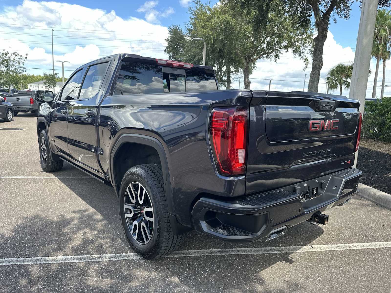 Thumbnail: 2023 GMC Sierra 1500 - 4