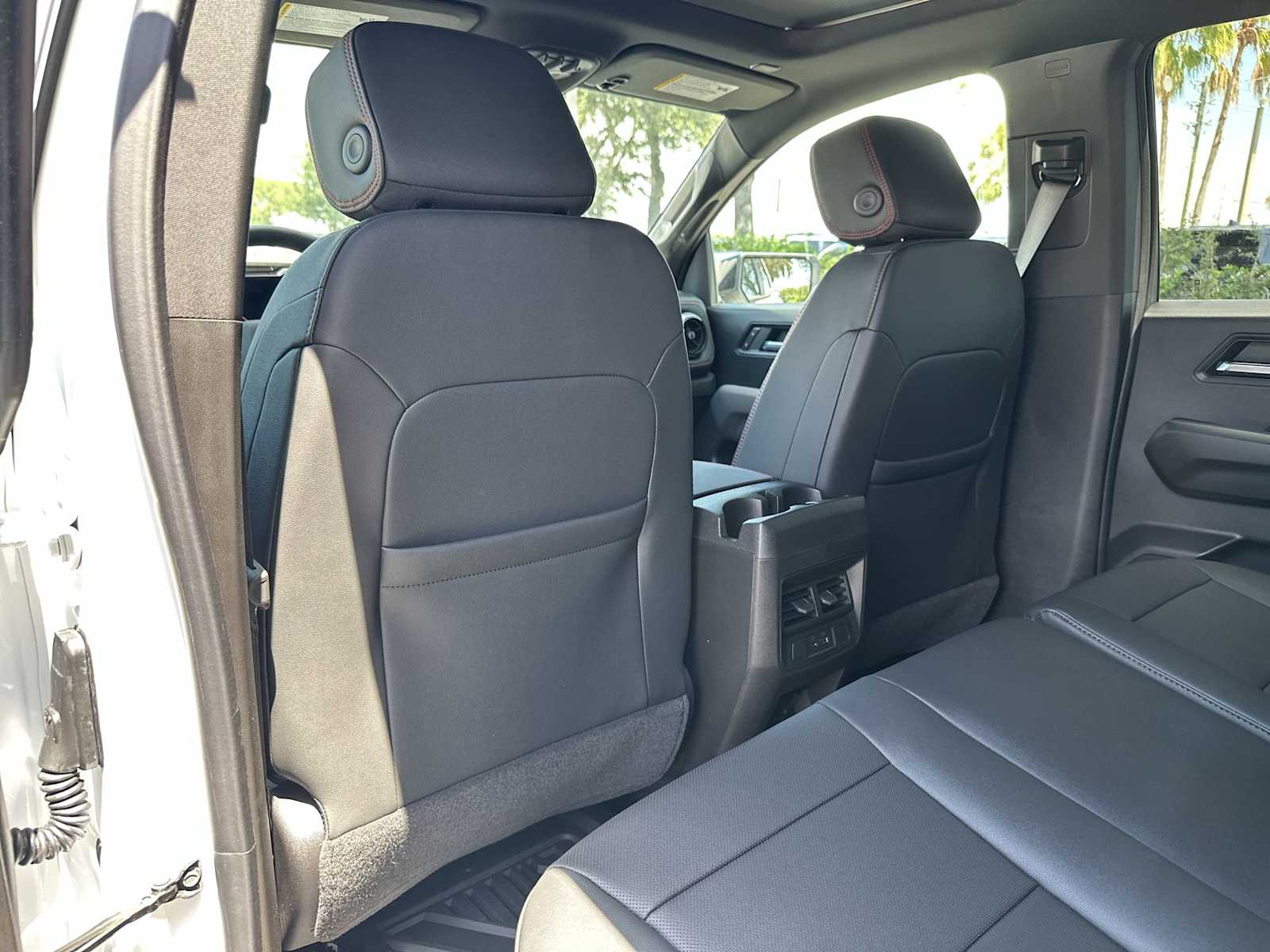 Thumbnail: 2026 Chevrolet Colorado - 16