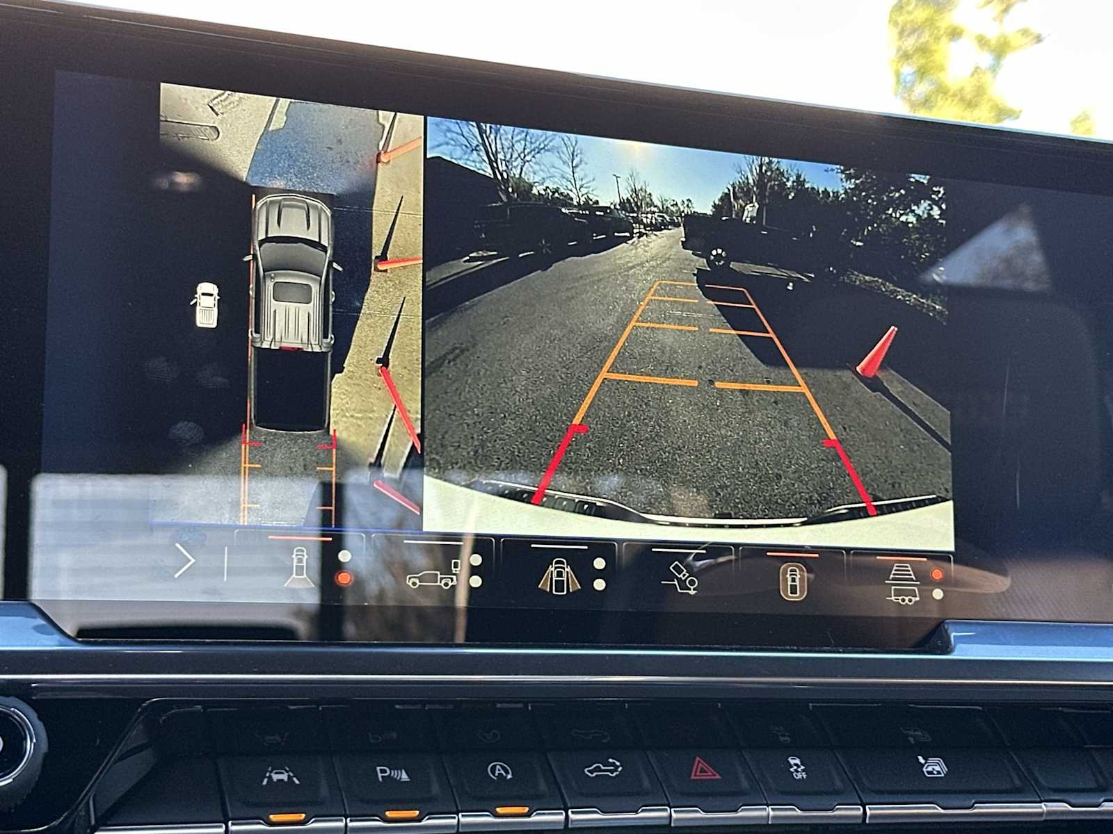 Thumbnail: 2026 Chevrolet Silverado 1500 - 22