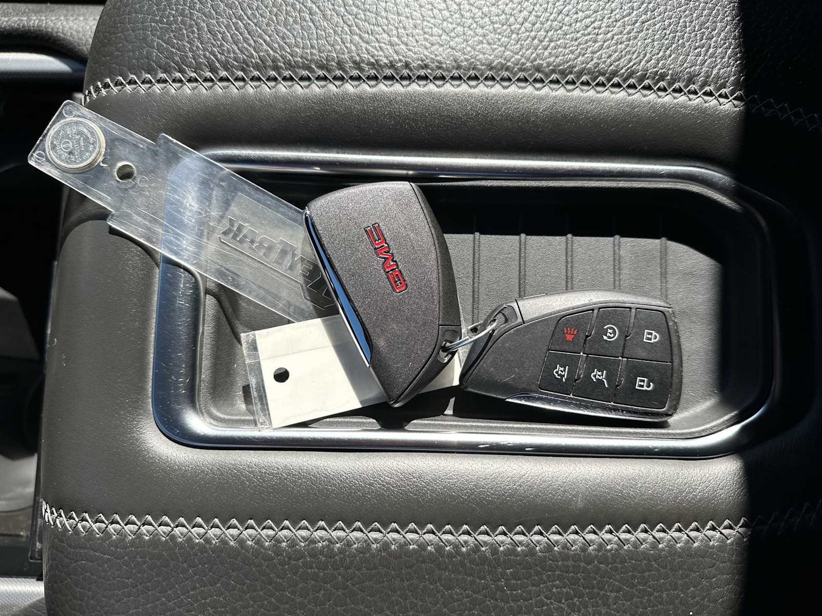 Thumbnail: 2024 GMC Yukon XL - 26