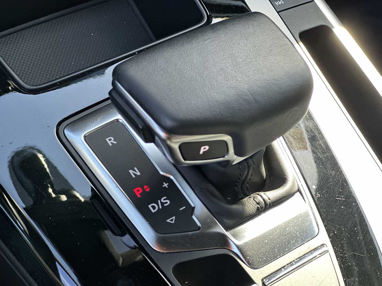 Thumbnail: 2025 Audi Q5 - 23