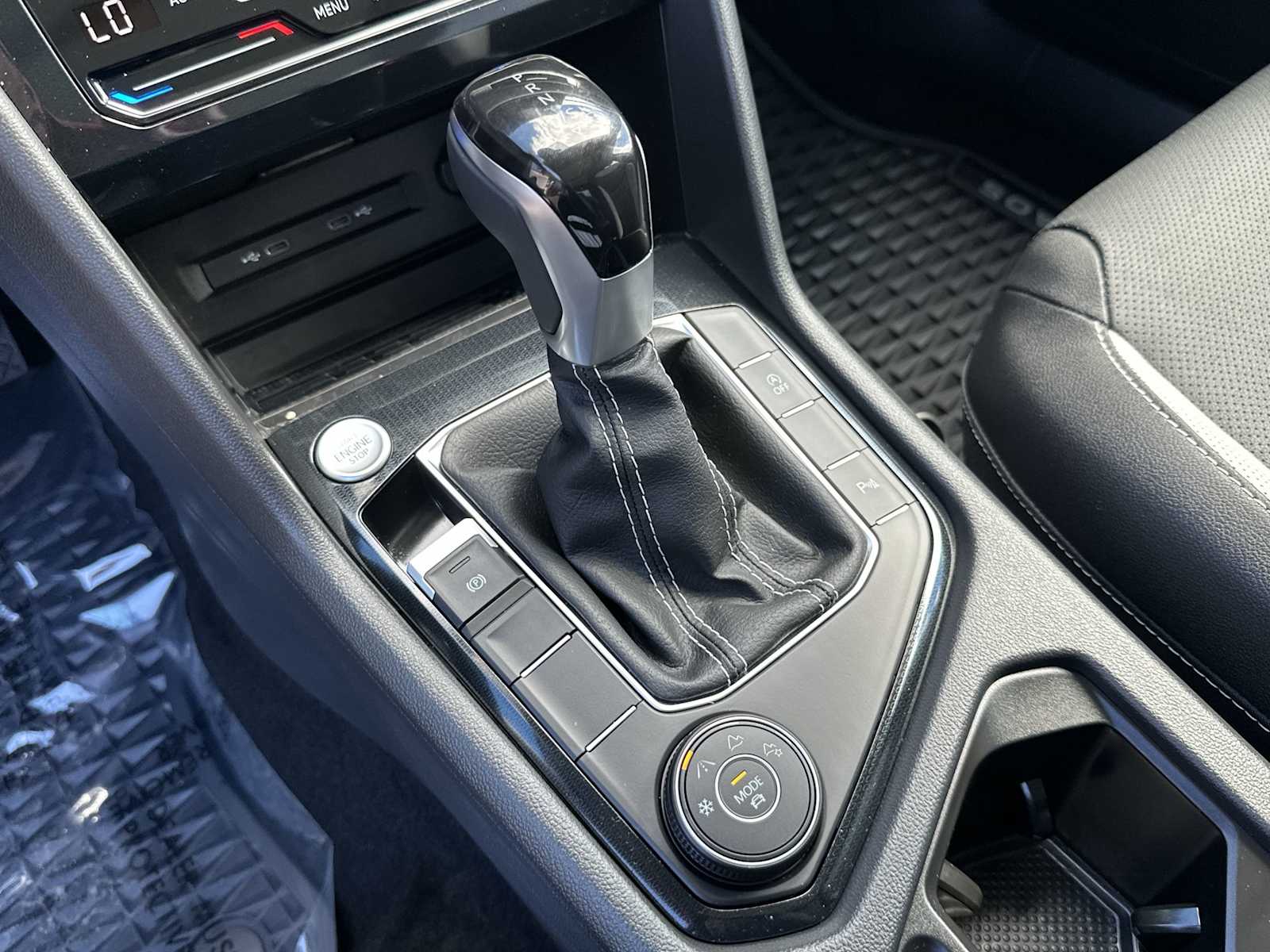 Thumbnail: 2025 Volkswagen Taos - 23