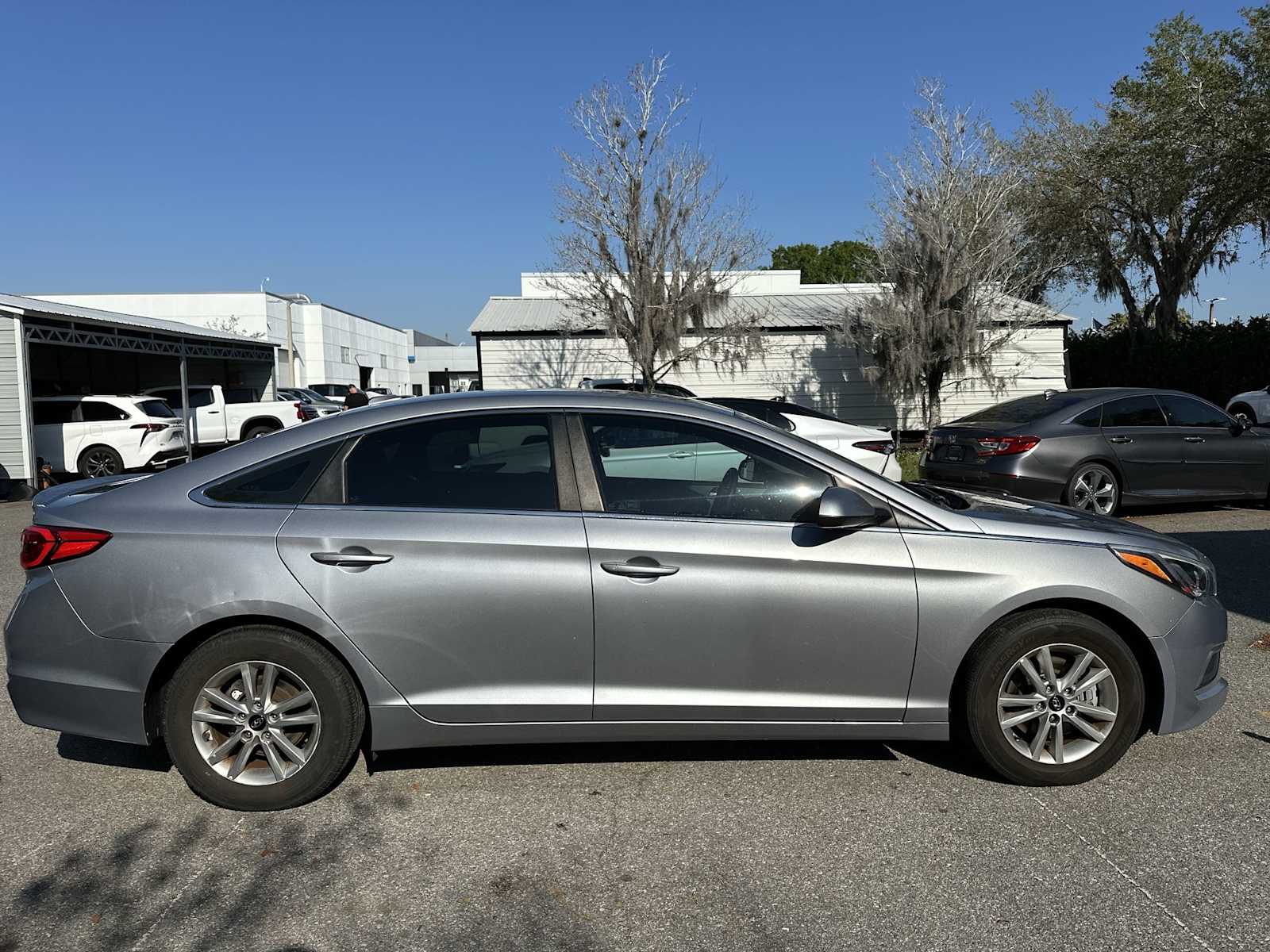 Thumbnail: 2017 Hyundai Sonata - 7