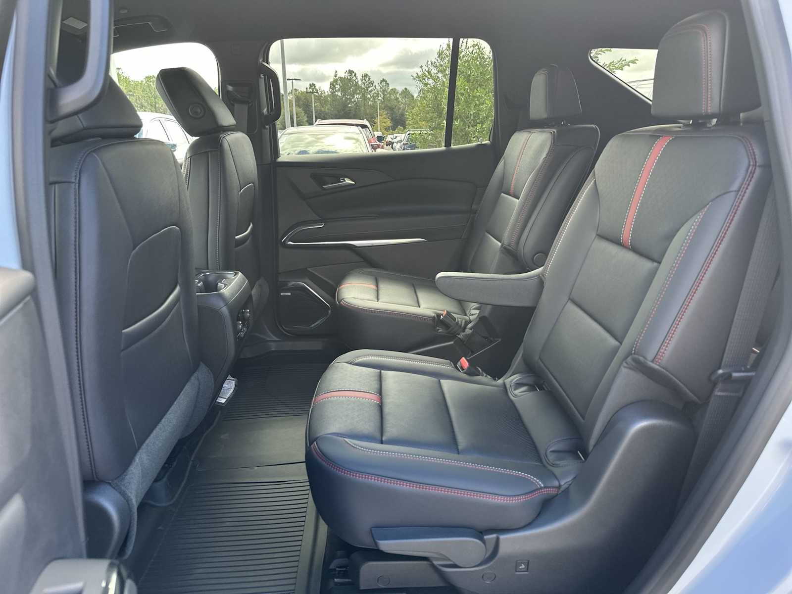 Thumbnail: 2026 Chevrolet Traverse - 17