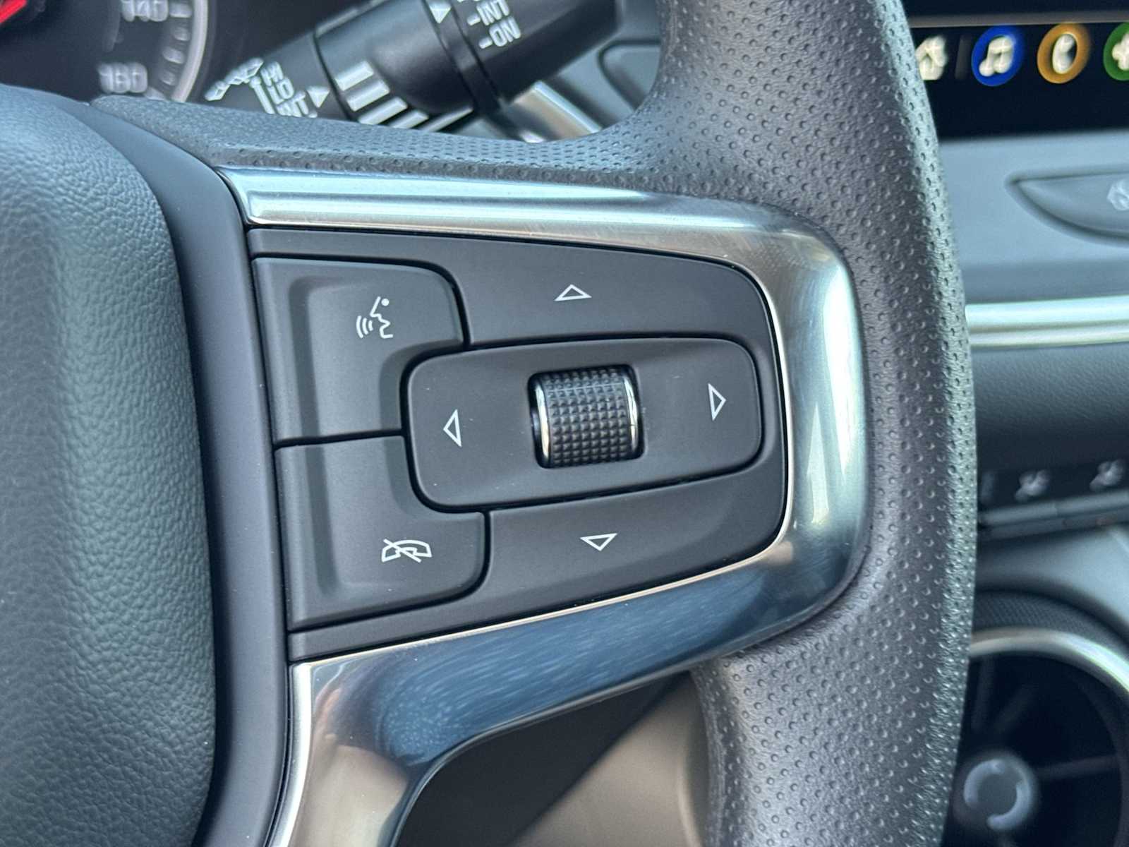 Thumbnail: 2025 Chevrolet Blazer - 28