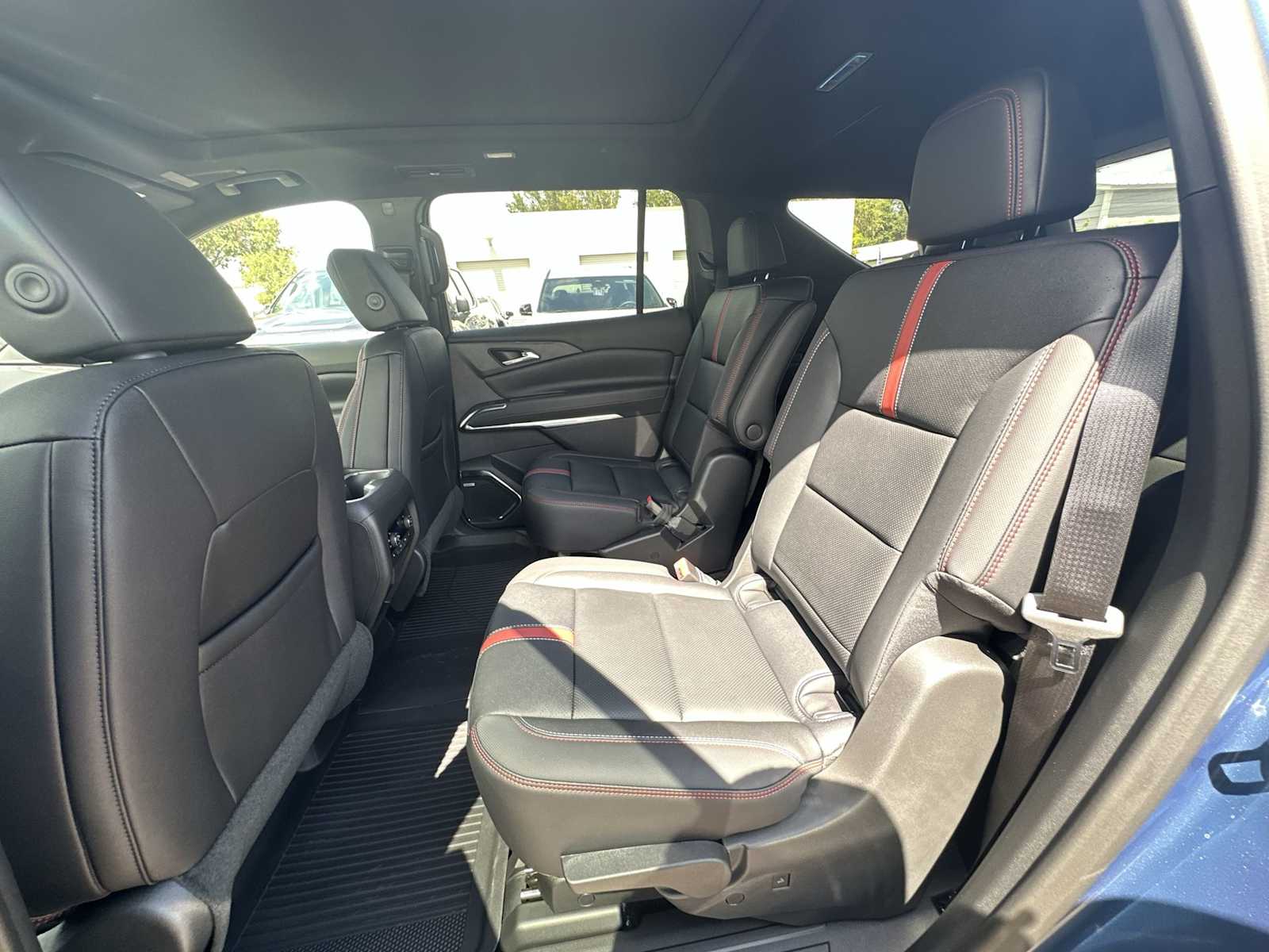 Thumbnail: 2026 Chevrolet Traverse - 17