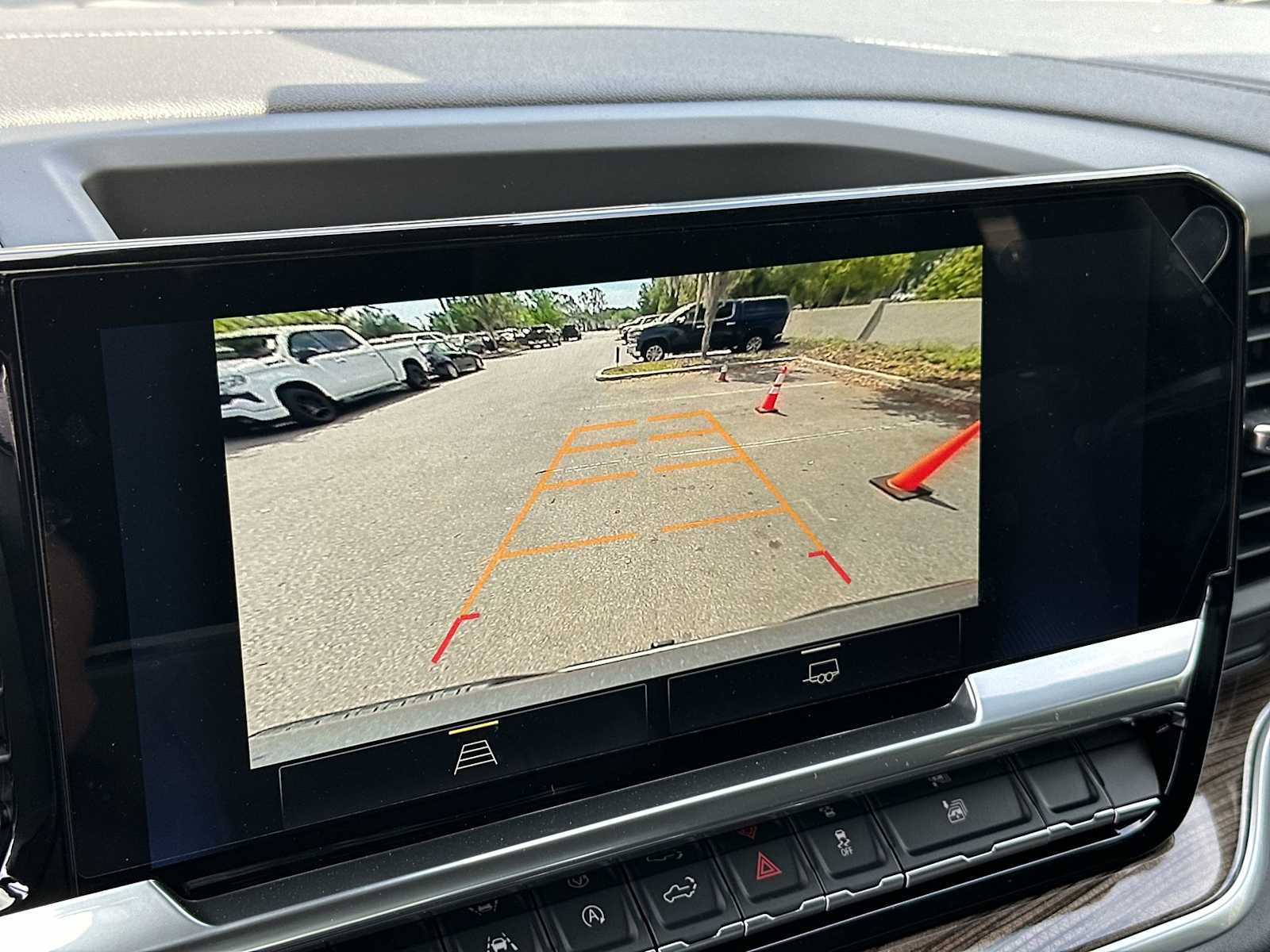 Thumbnail: 2026 Chevrolet Silverado 1500 - 22