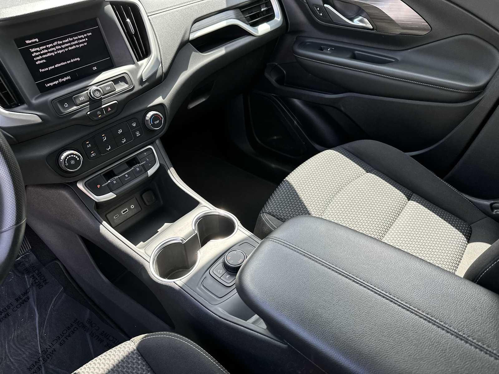 Thumbnail: 2024 GMC Terrain - 21