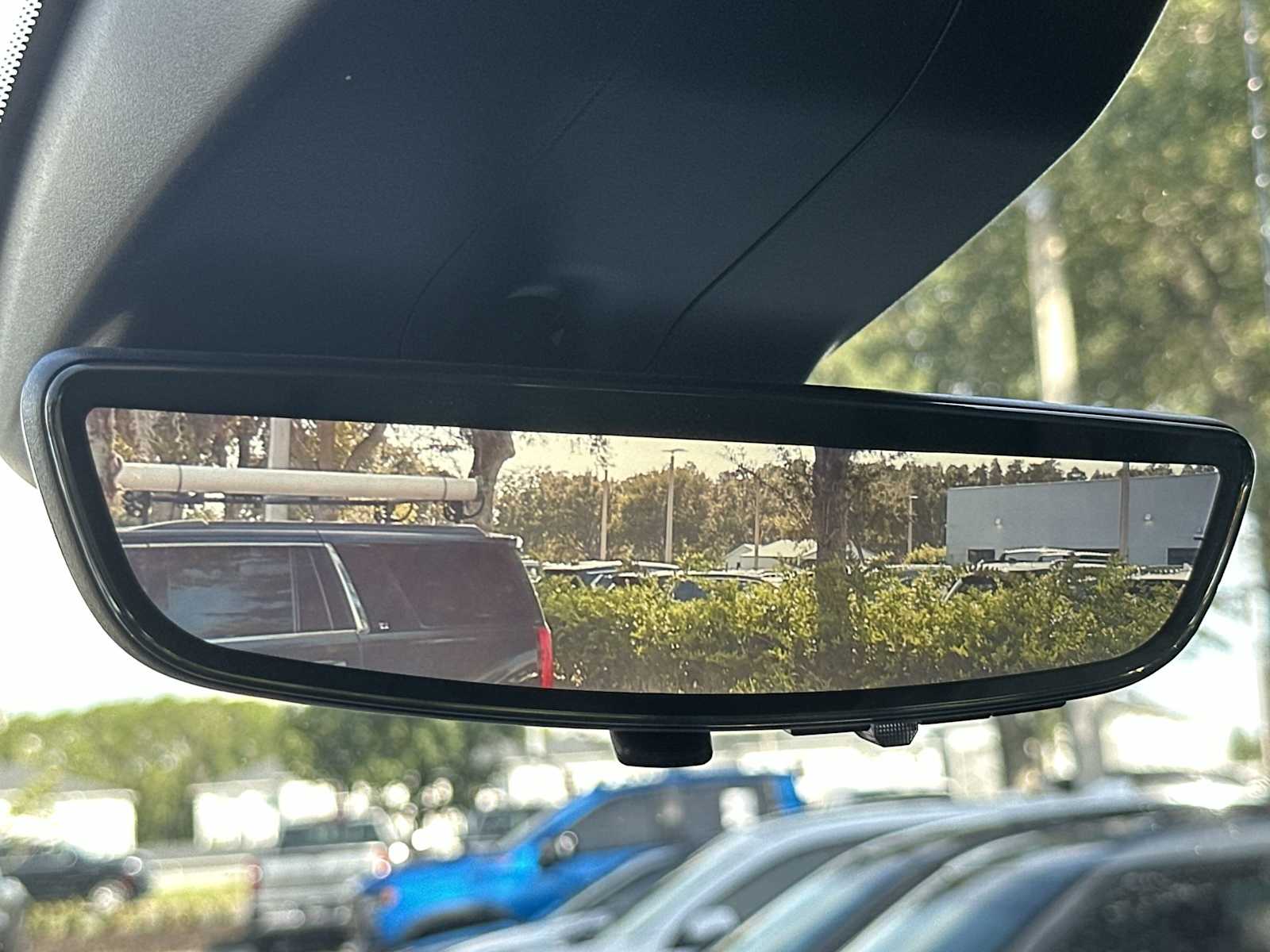 Thumbnail: 2026 Chevrolet Silverado 1500 - 28