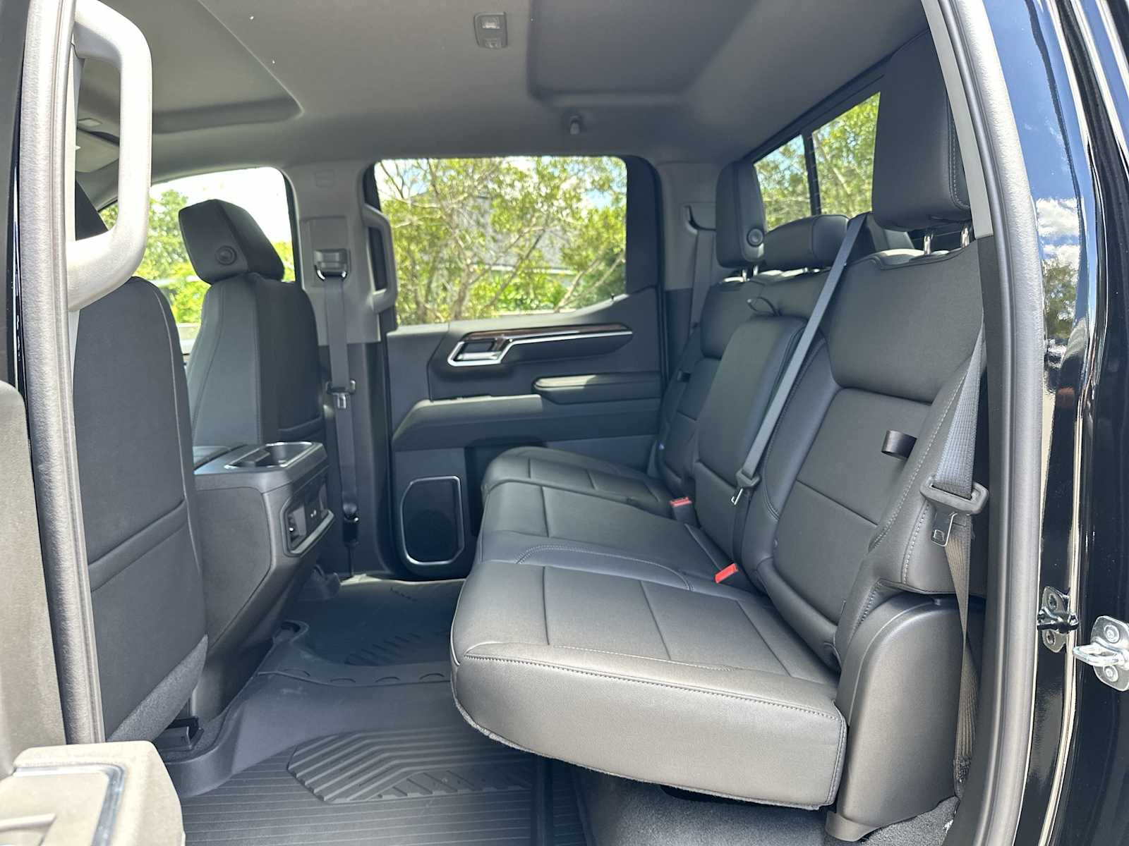 Thumbnail: 2026 Chevrolet Silverado 1500 - 17