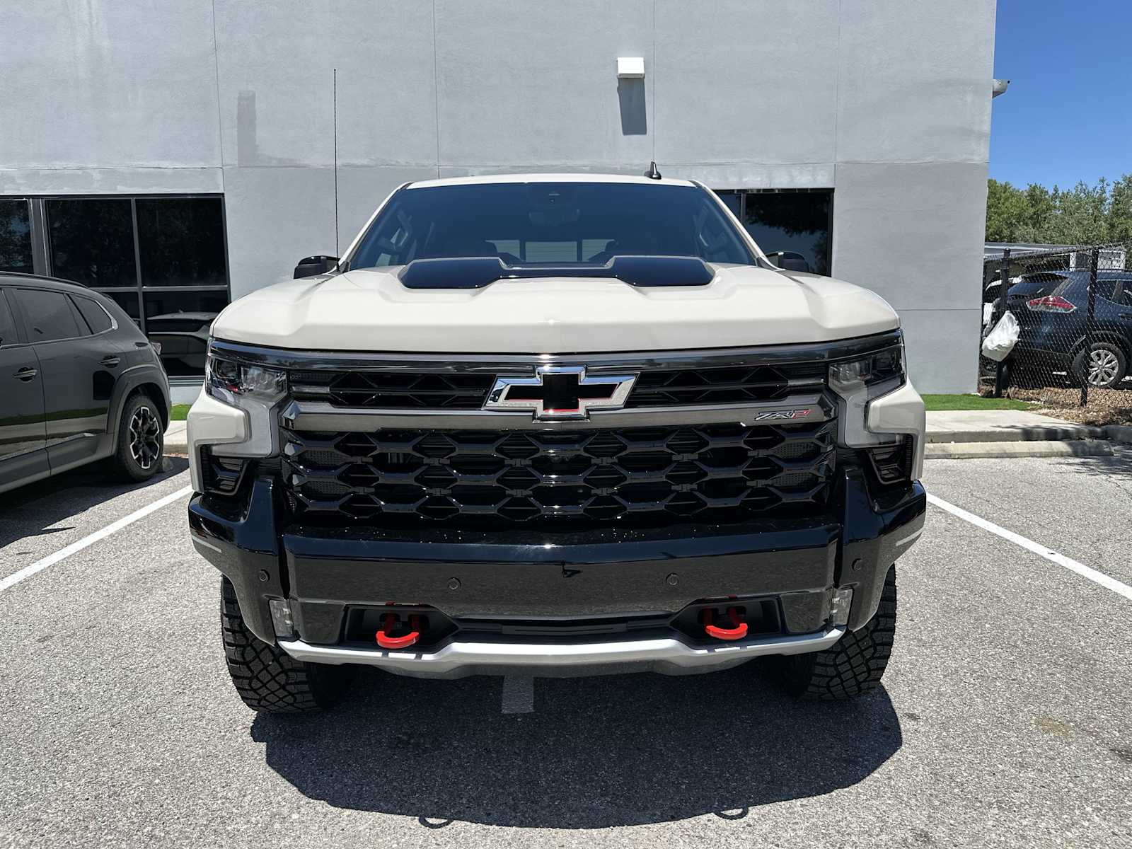 Thumbnail: 2026 Chevrolet Silverado 1500 - 9