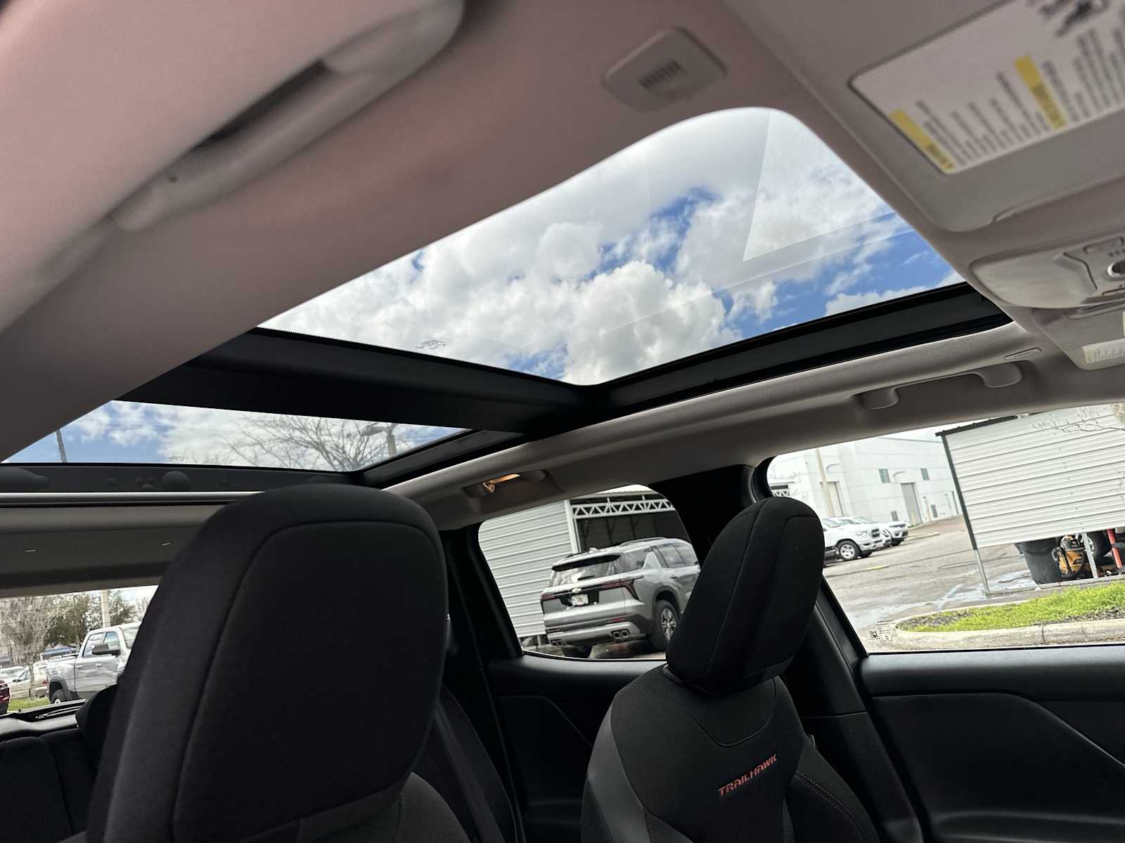 Thumbnail: 2022 Jeep Renegade - 17