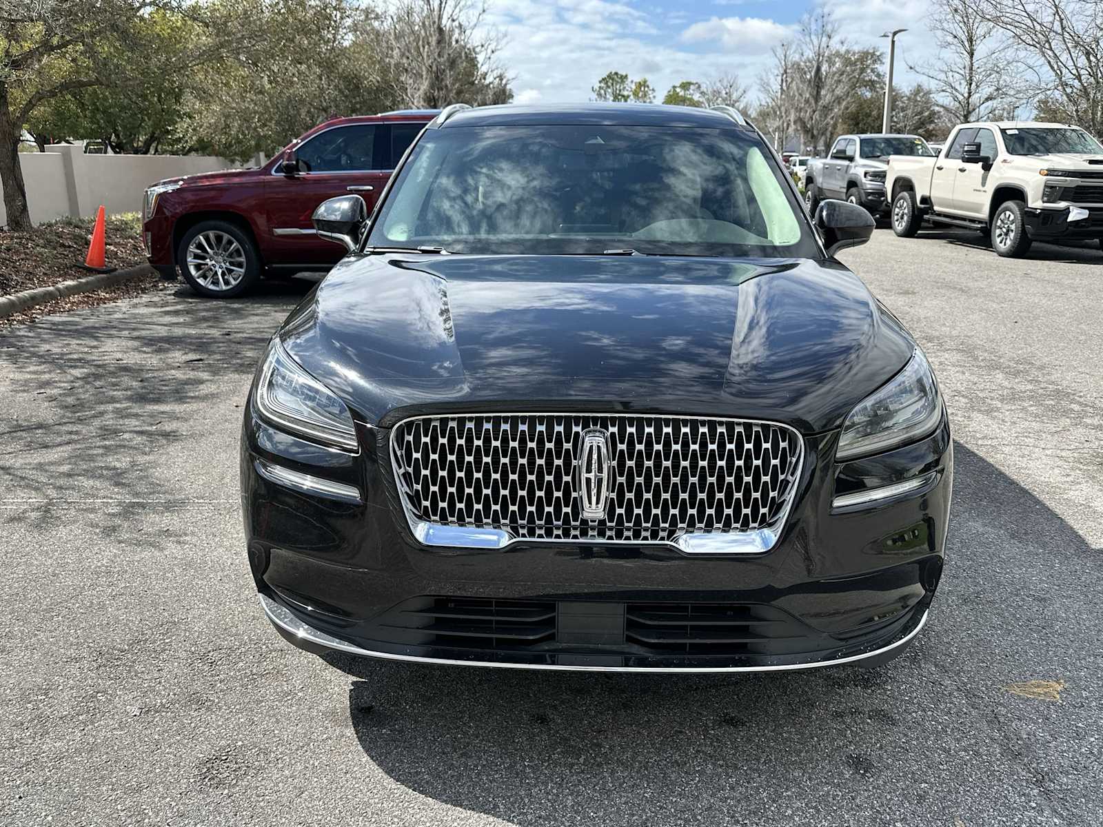 Thumbnail: 2022 Lincoln Corsair - 9