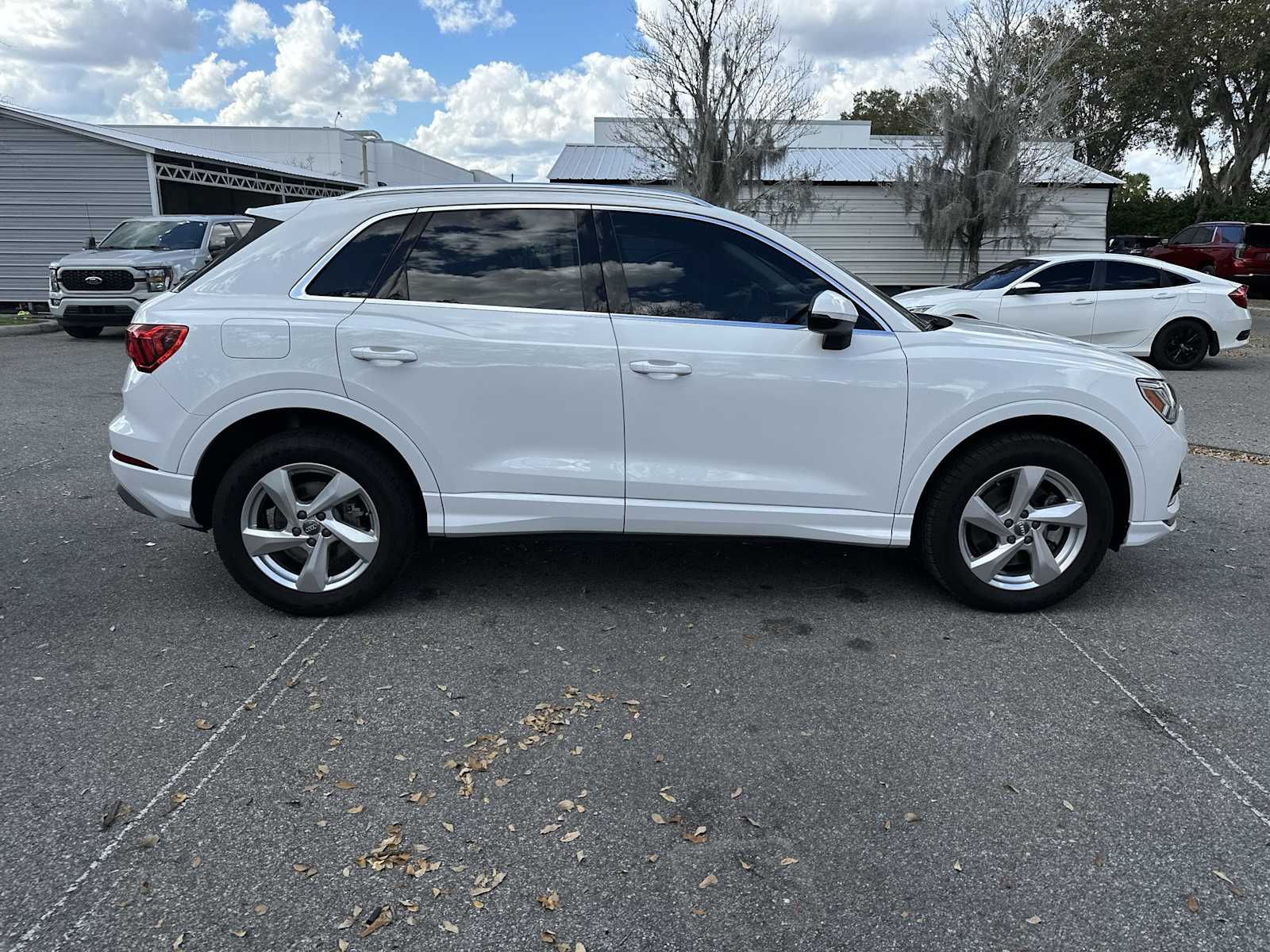 Thumbnail: 2020 Audi Q3 - 7